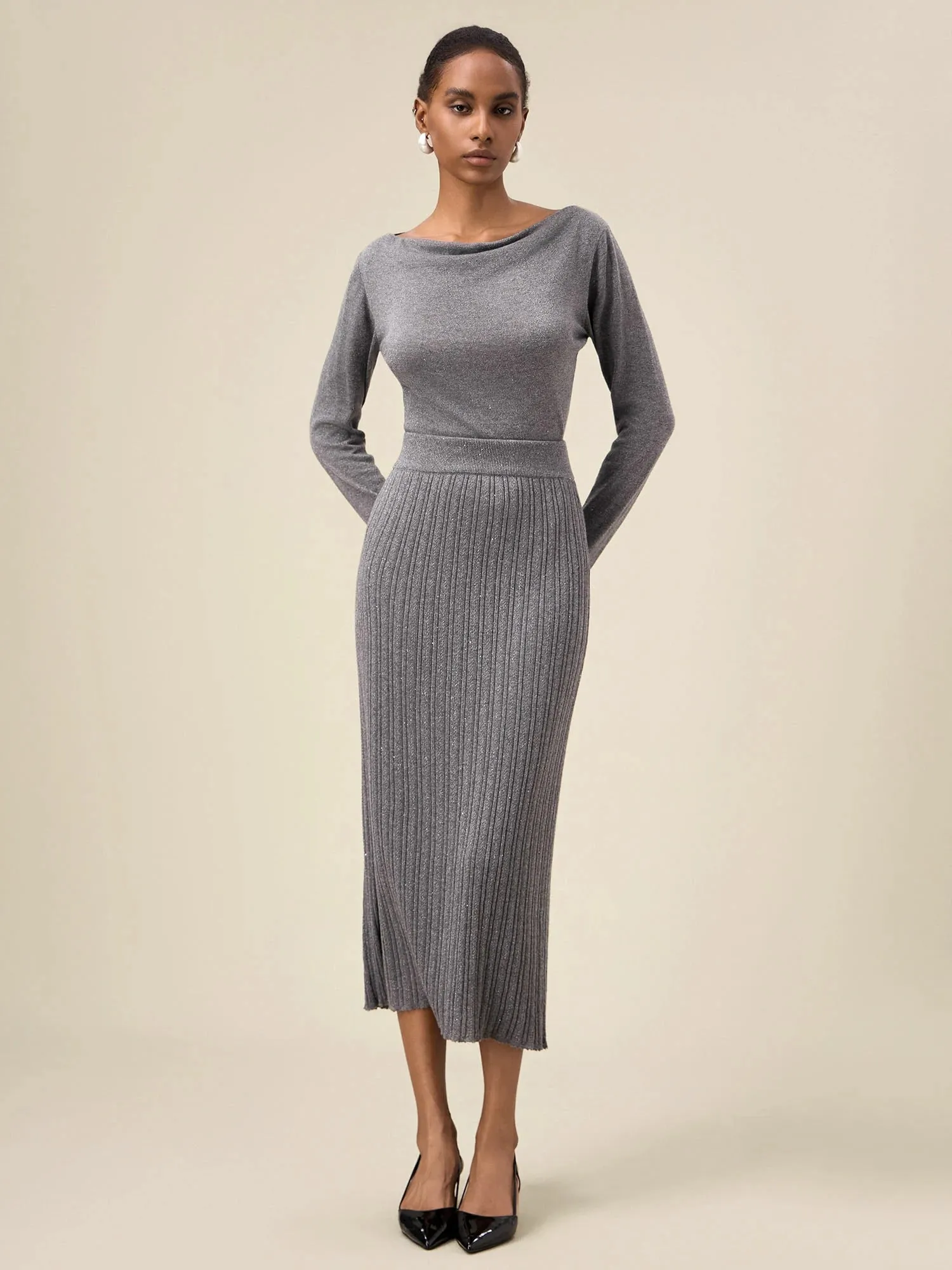 Amoretu Women's Gold Silver Yarn Straight Knit Skirt sold by Amoretu product image thumbnail 2