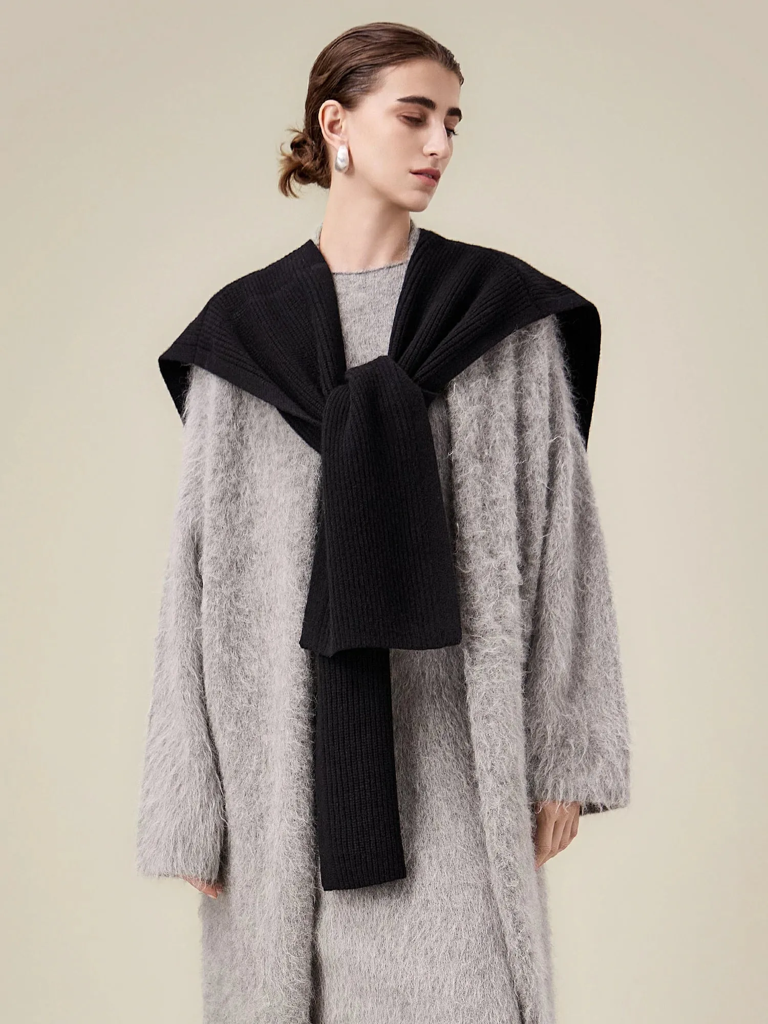 Amoretu Women's 100% Wool Chunky Knit Shawl sold by Amoretu product image thumbnail 4