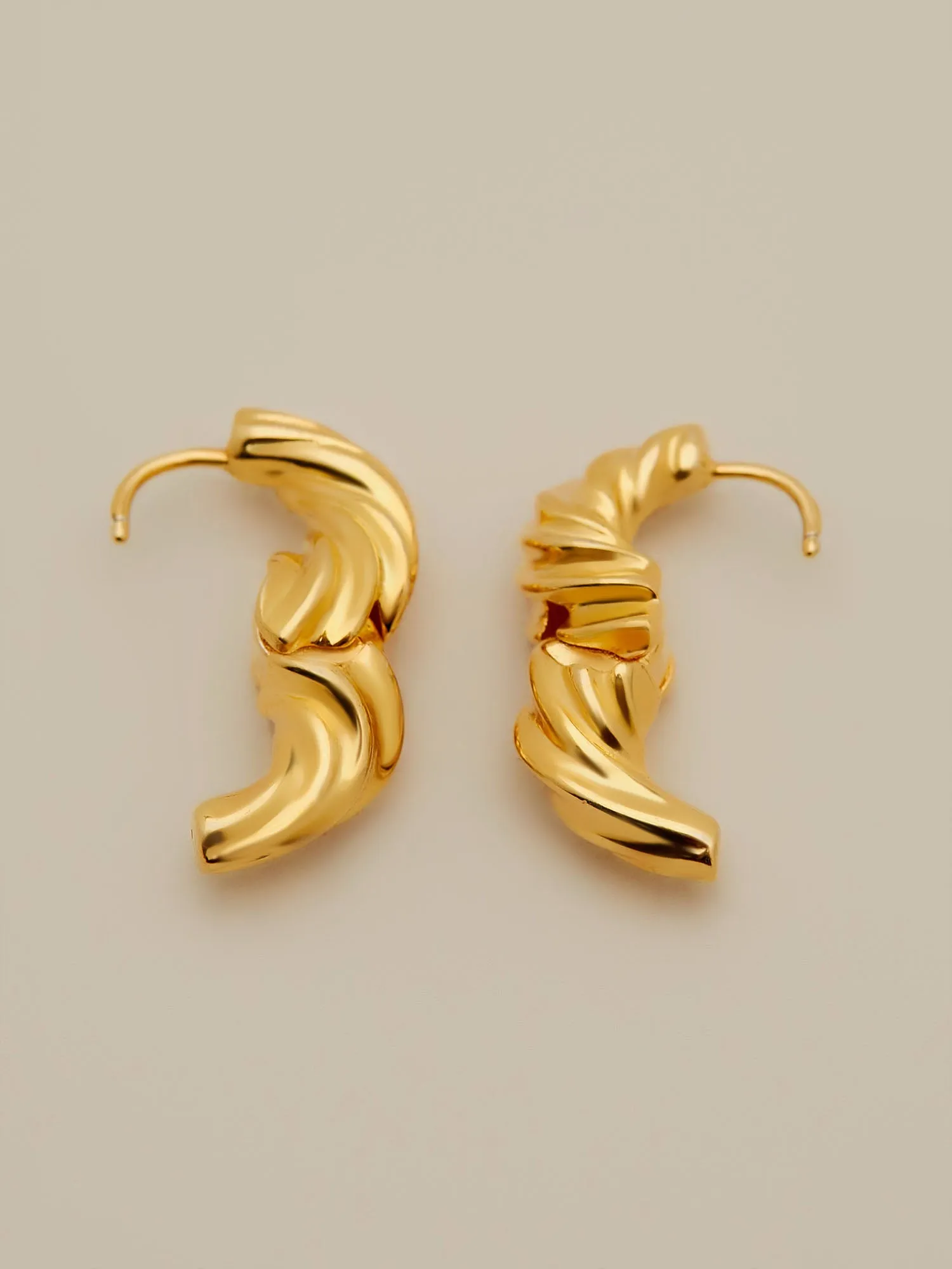 Amoretu Irregular Threaded Geometric Earrings sold by Amoretu product image thumbnail 4