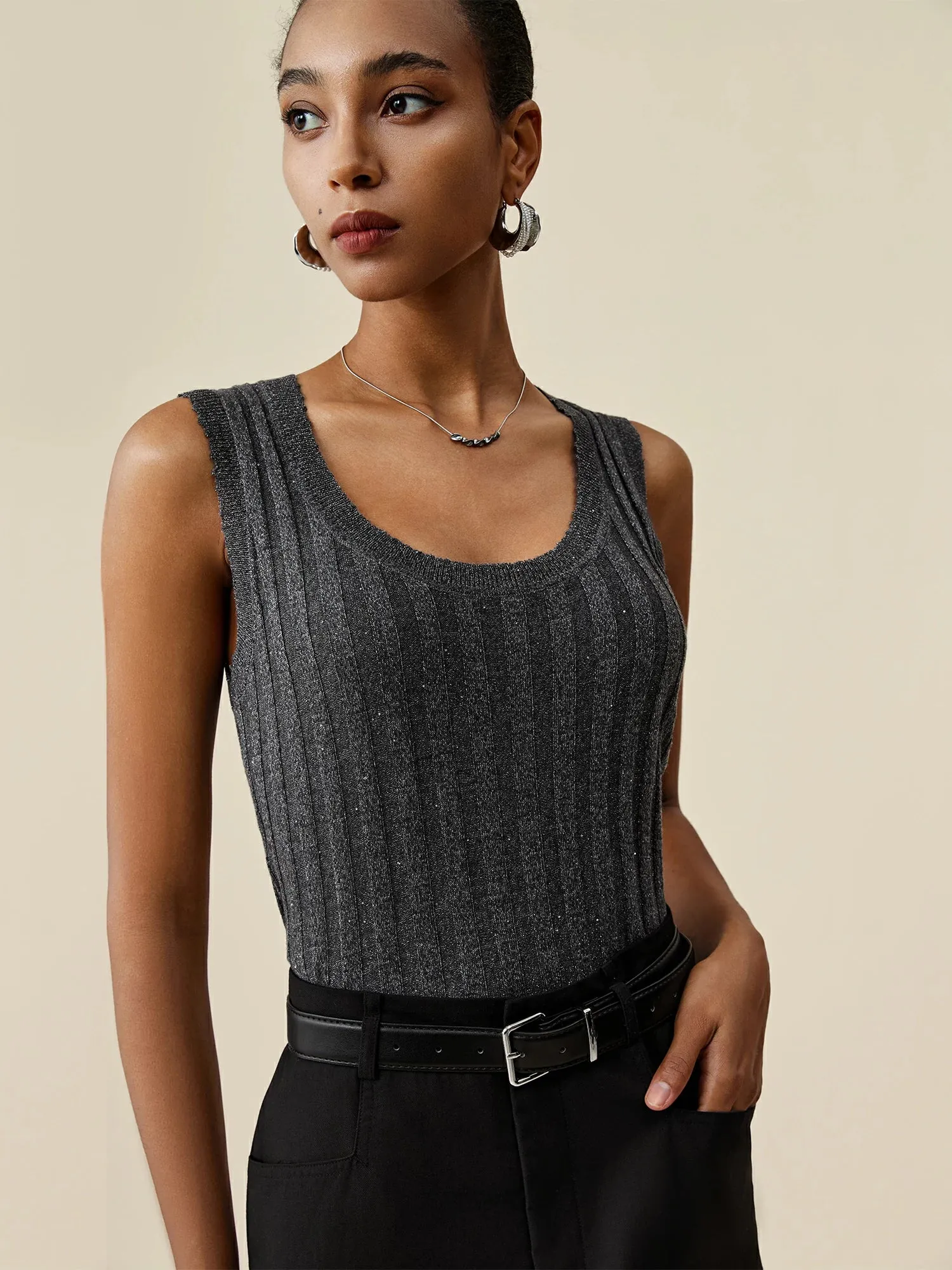Amoretu Wool U-Neck Sequin Knitted Vest sold by Amoretu product image thumbnail 3