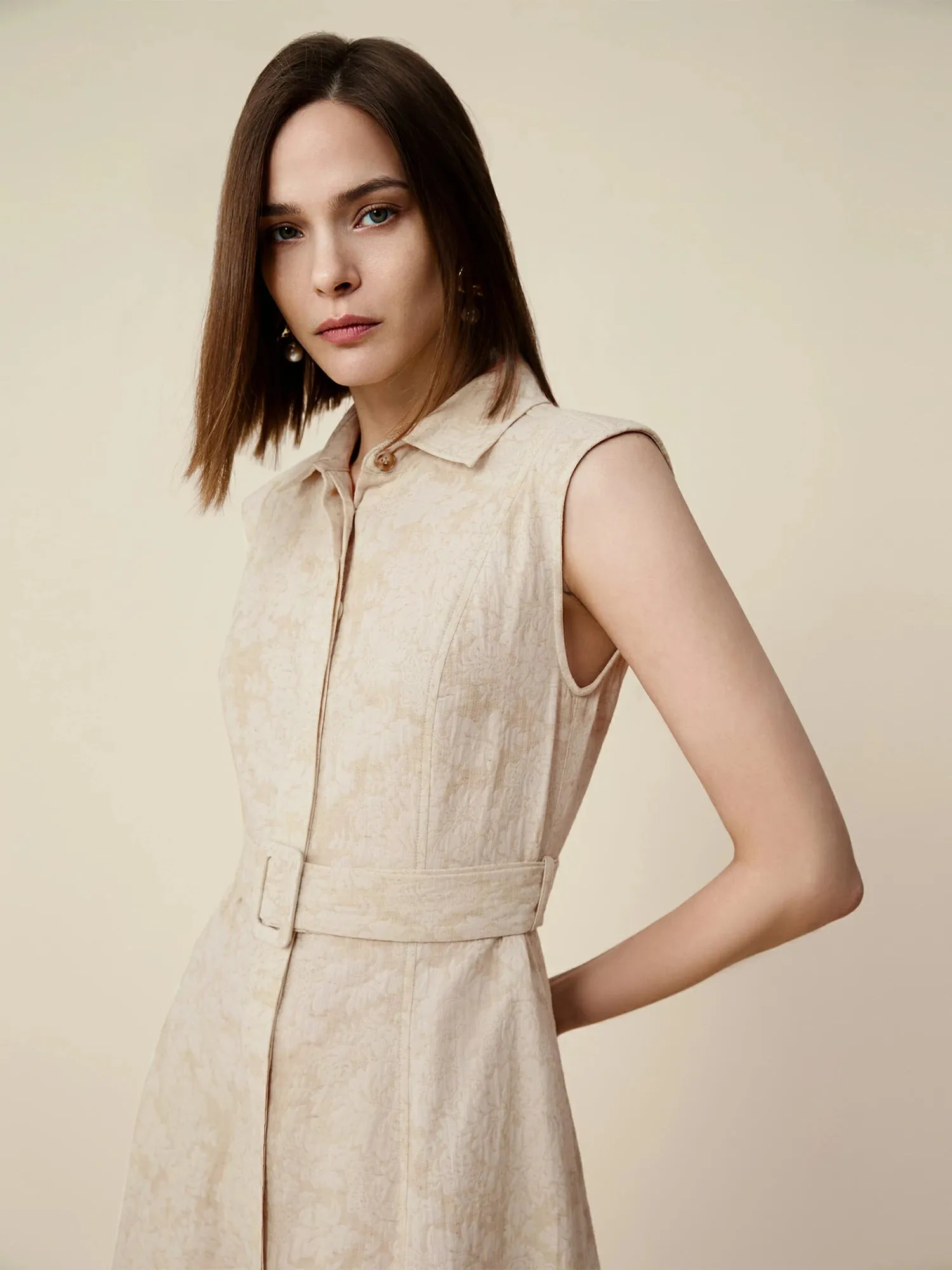 Amoretu Cotton & Linen Lapel Sleeveless Dress sold by Amoretu product image thumbnail 5