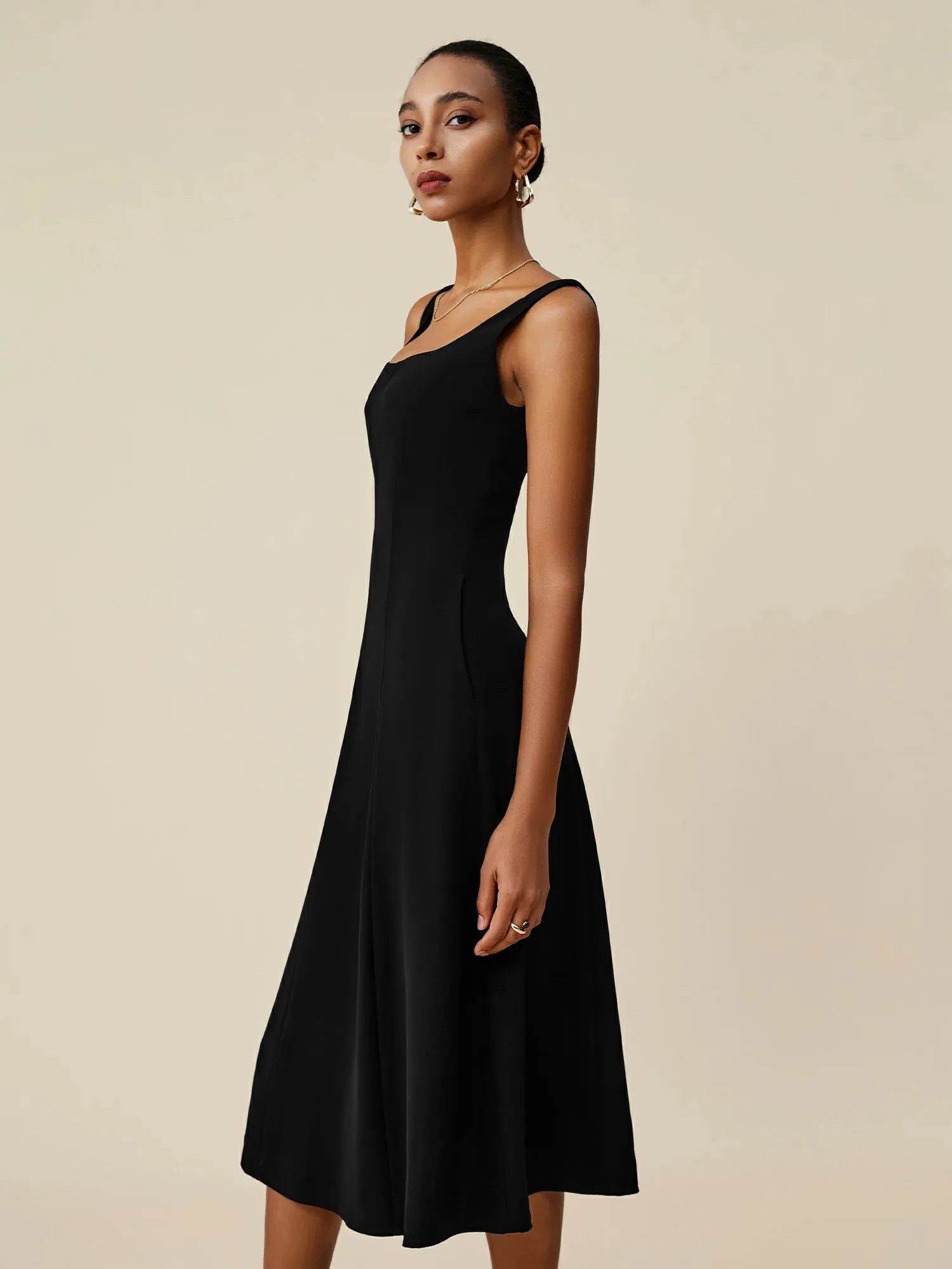 Amoretu 47% Acetate U-Neck A-Line Sleeveless Dress sold by Amoretu product image thumbnail 3