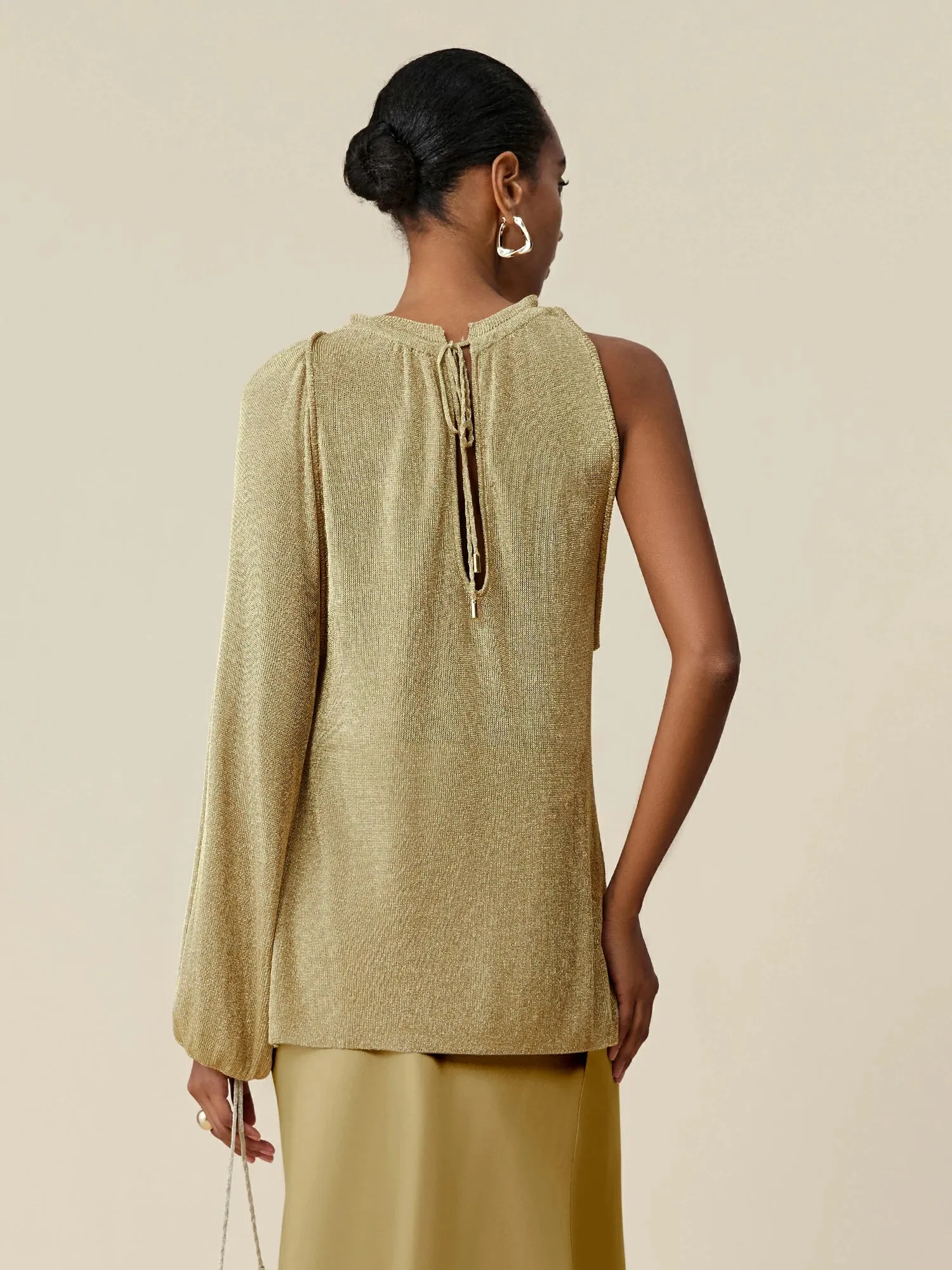Amoretu Gold-Silver Yarn One-Shoulder Top sold by Amoretu product image thumbnail 4