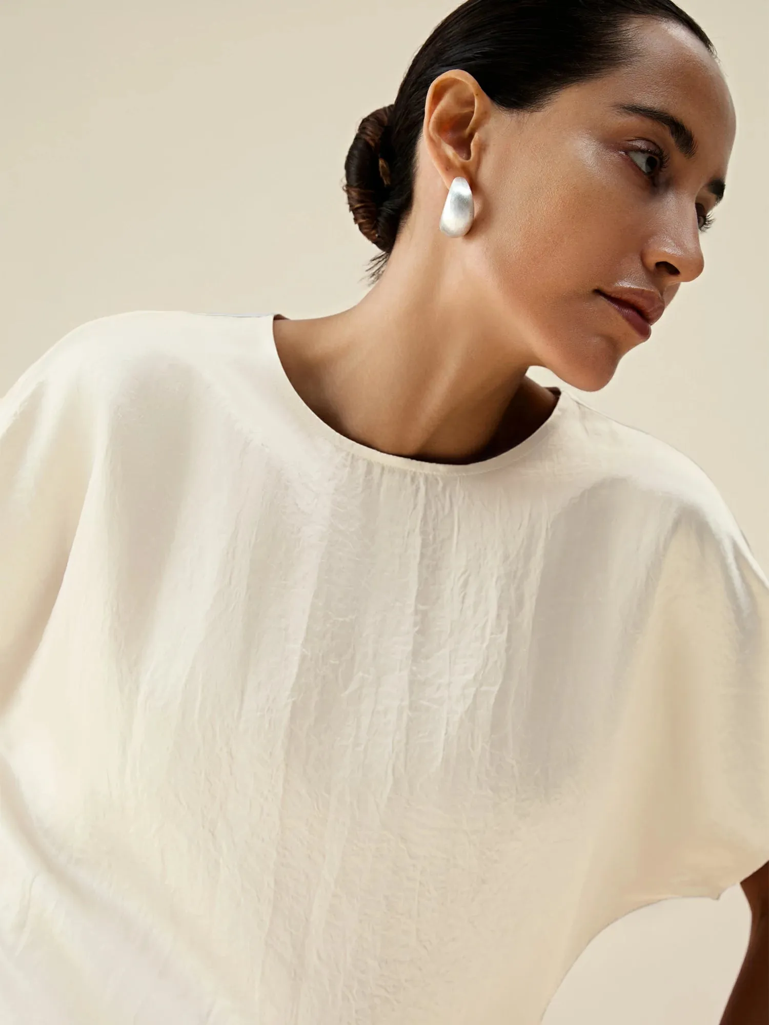 Amoretu 100% Acetate Round Neck Satin Top sold by Amoretu product image thumbnail 5