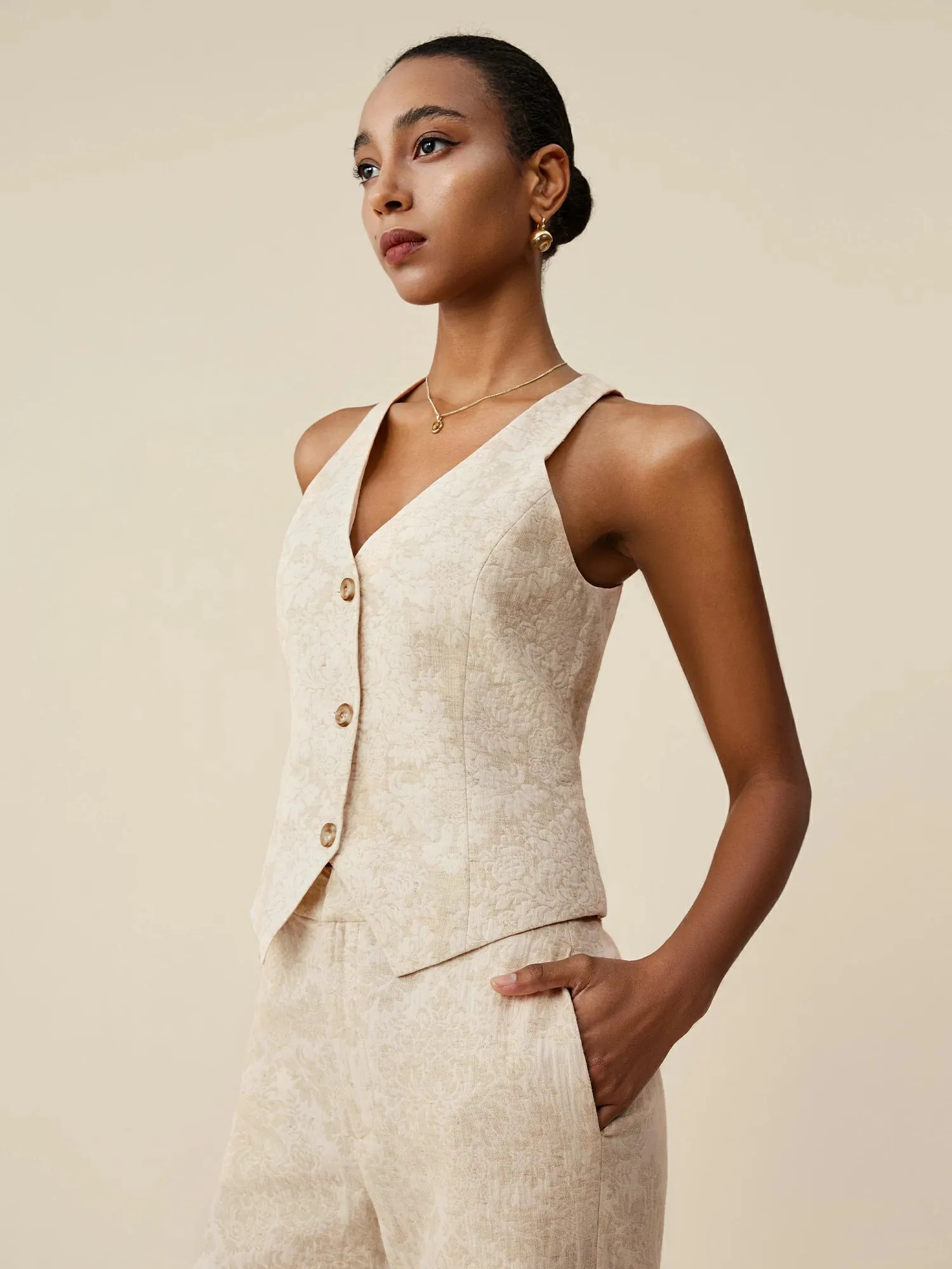 Amoretu Cotton & Linen V-Neck Jacquard Vest sold by Amoretu