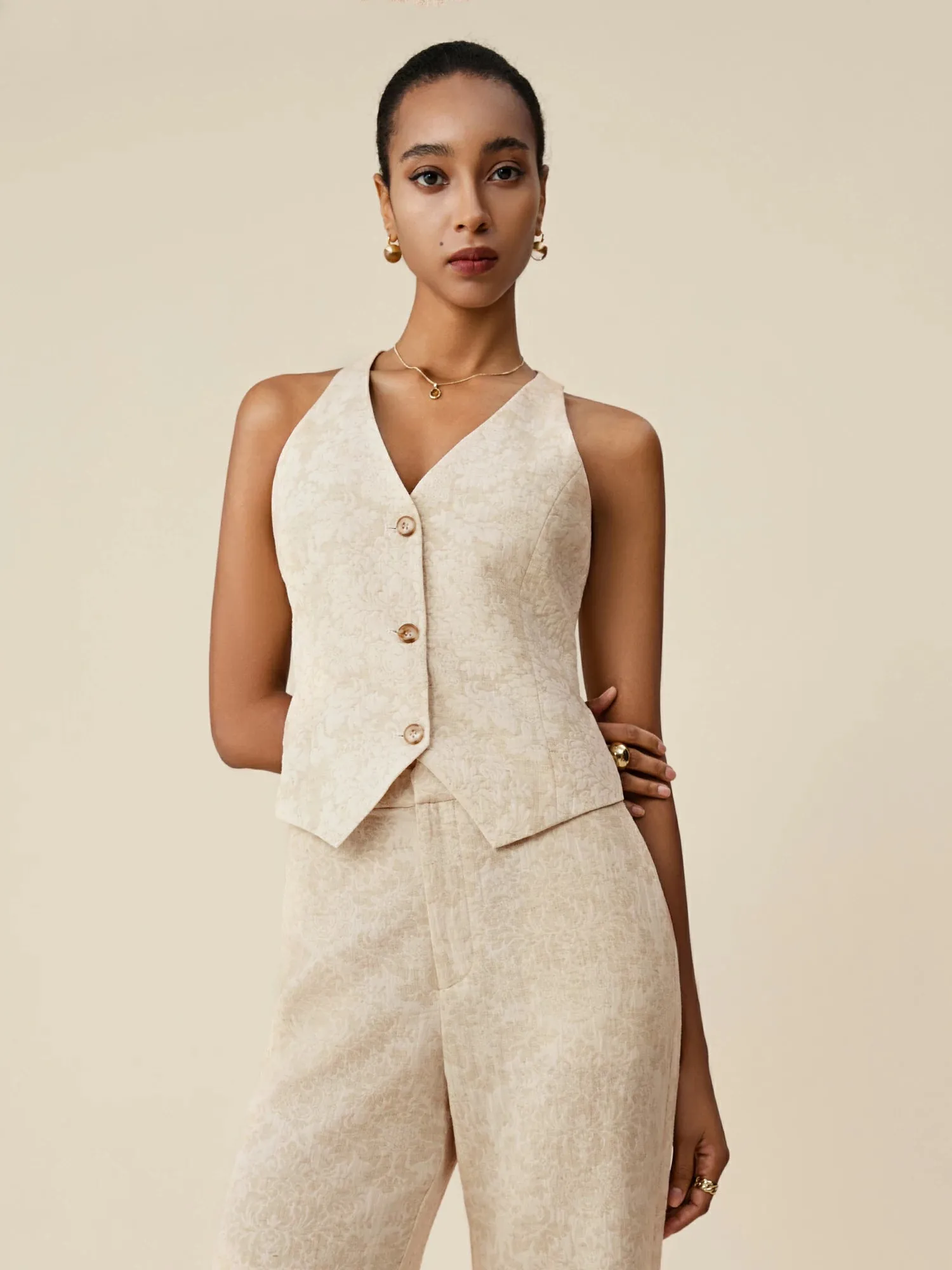 Amoretu Cotton & Linen V-Neck Jacquard Vest sold by Amoretu product image thumbnail 4