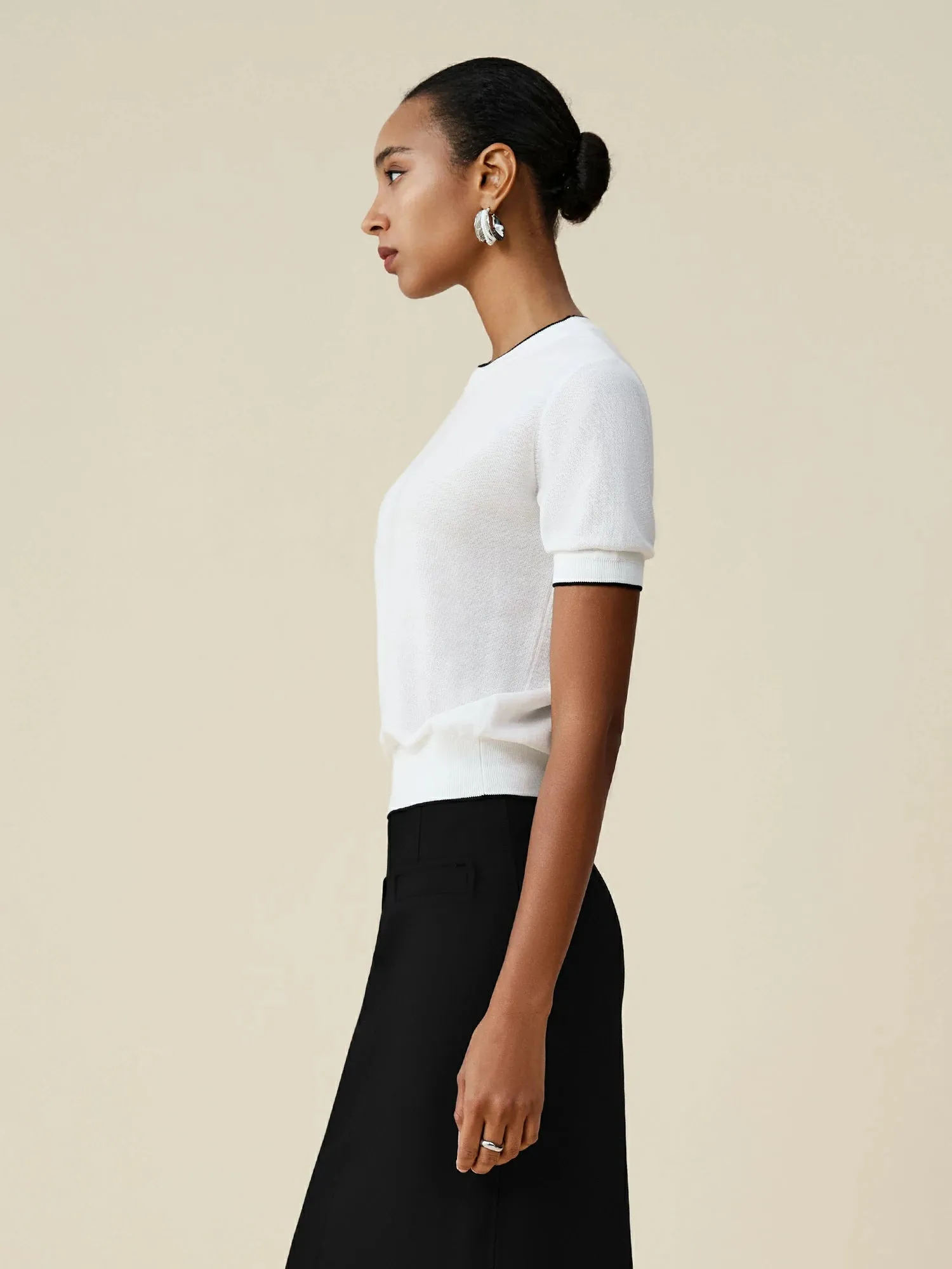 Amoretu Tencel Round Neck Contrast Trim Top sold by Amoretu product image thumbnail 4