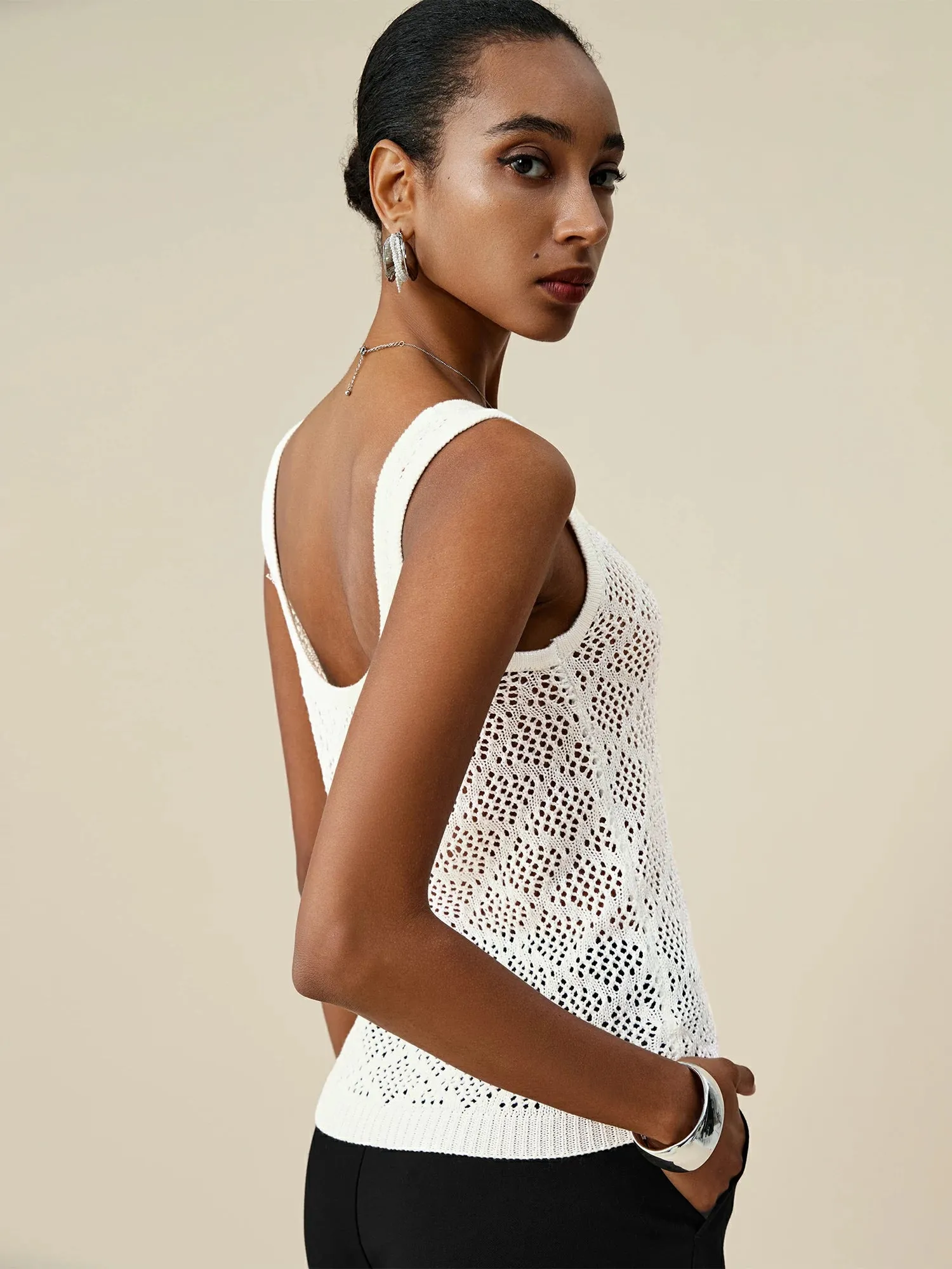 Amoretu Lyocell & Wool U-Neck Simple Vest sold by Amoretu product image thumbnail 4