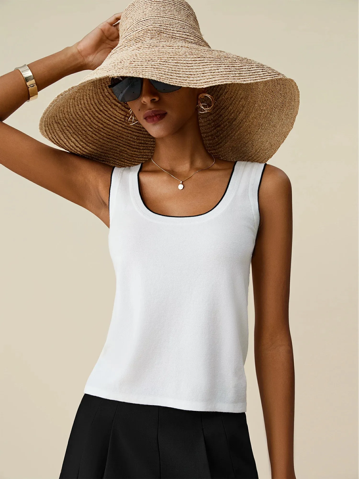 Amoretu Tencel U-Neck Contrast Trim Vest sold by Amoretu