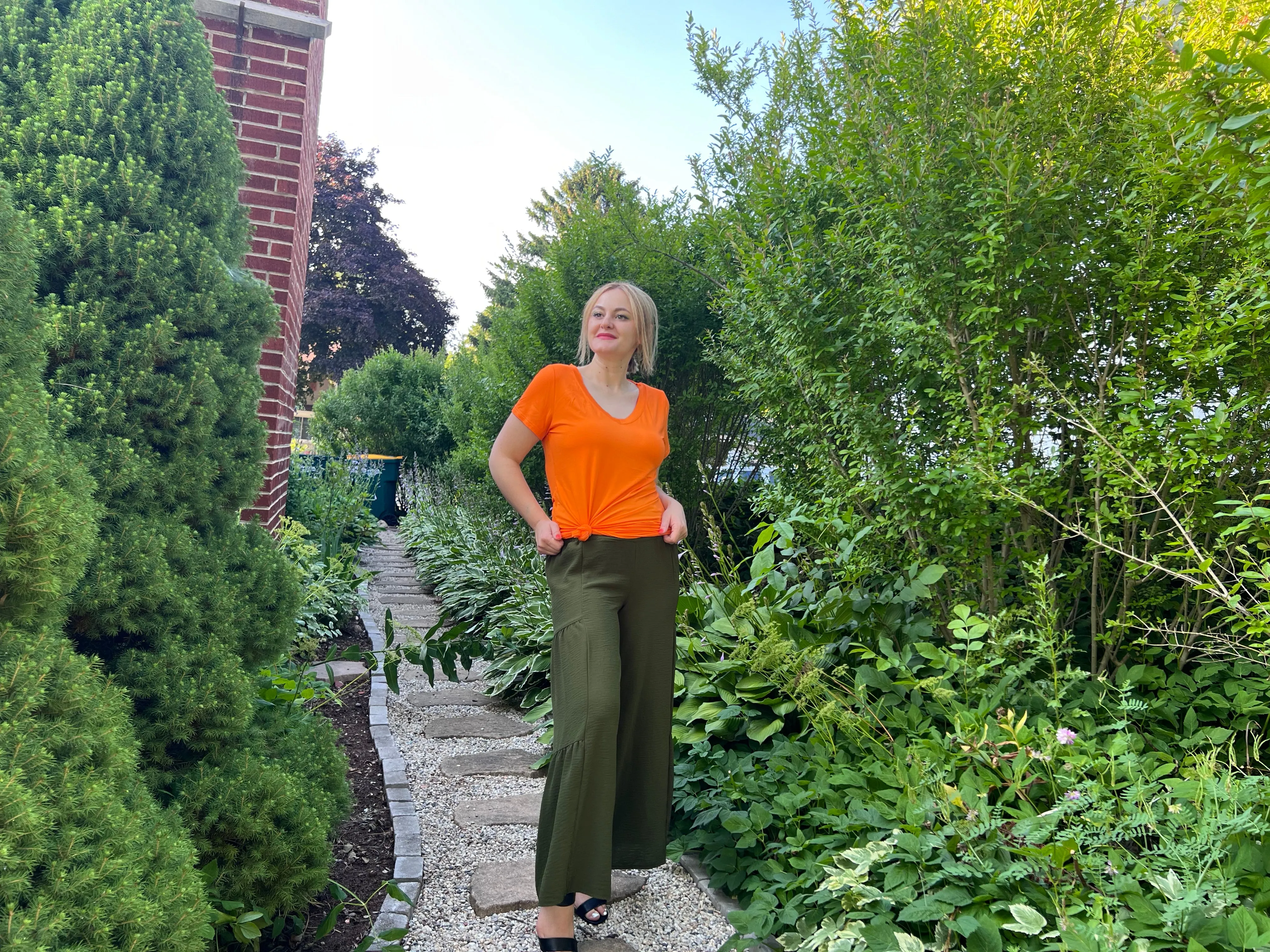 Modal Straight Hem V Neck T Shirt sold by Amoretu product image thumbnail 4