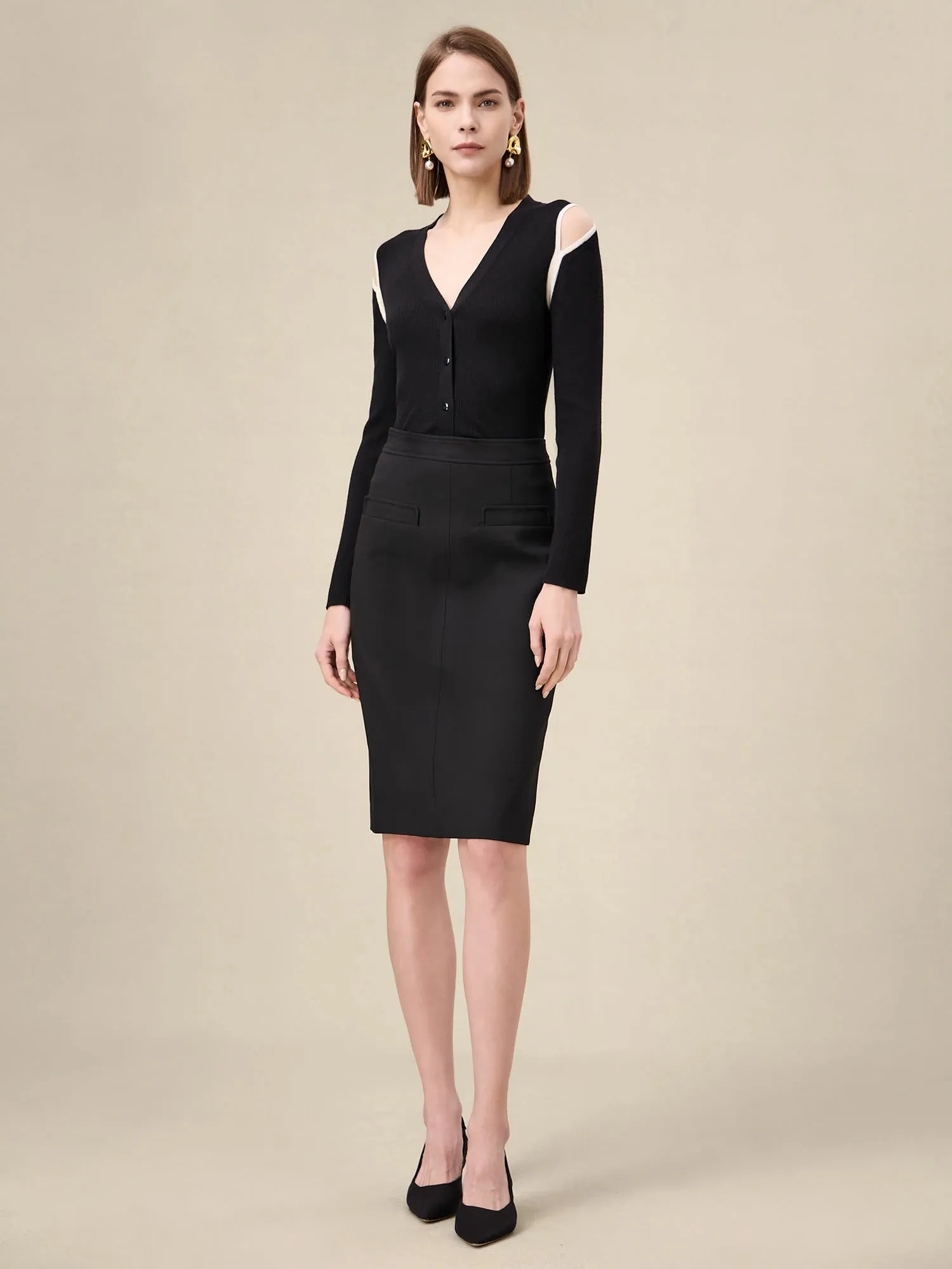 Amoretu Wool & Silk Contrasting Off Shoulder Cardigan sold by Amoretu product image thumbnail 4