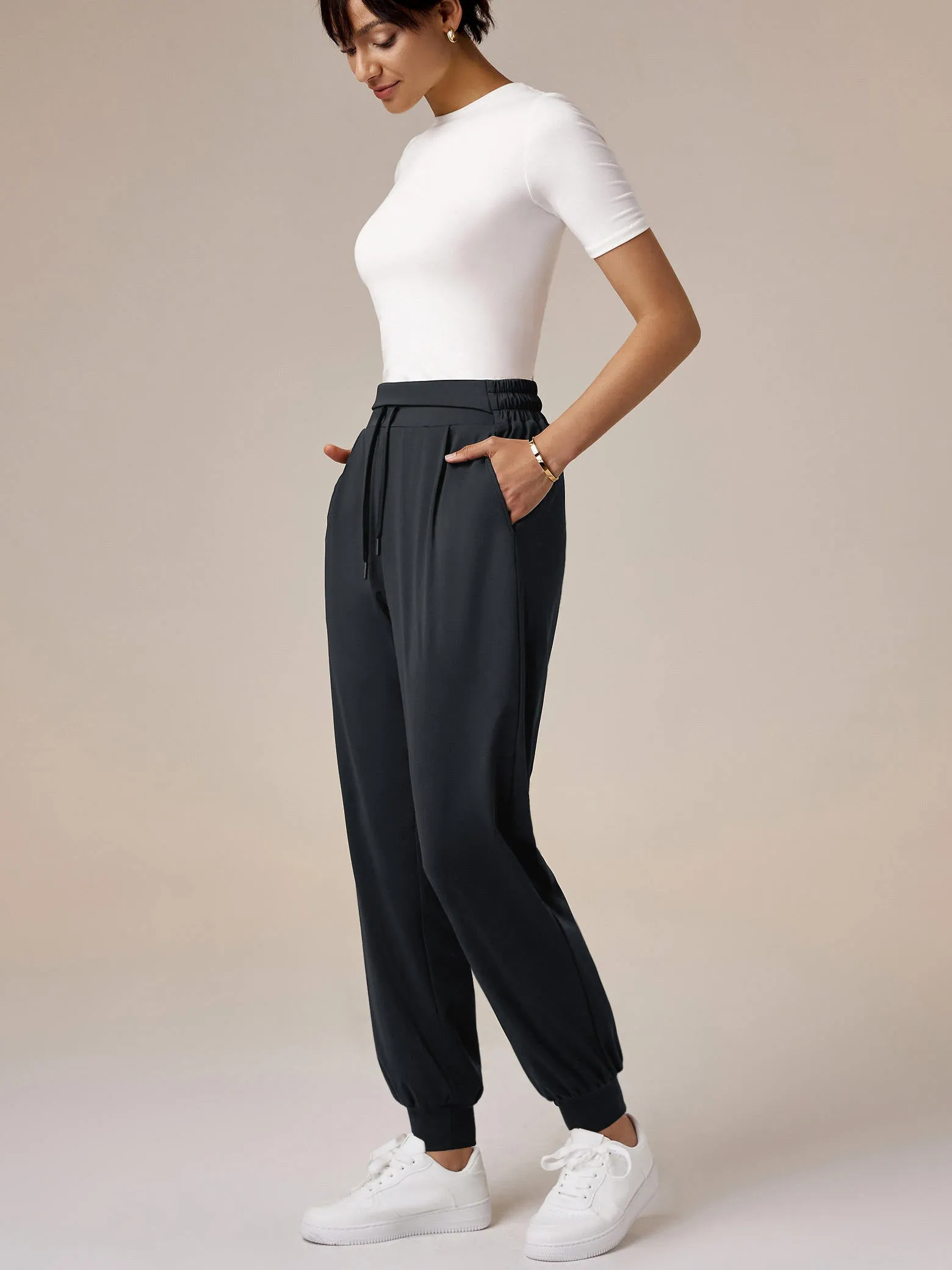 Amoretu 79% Nylon High Waisted Stretch Pants Sweatpants with Pockets sold by Amoretu