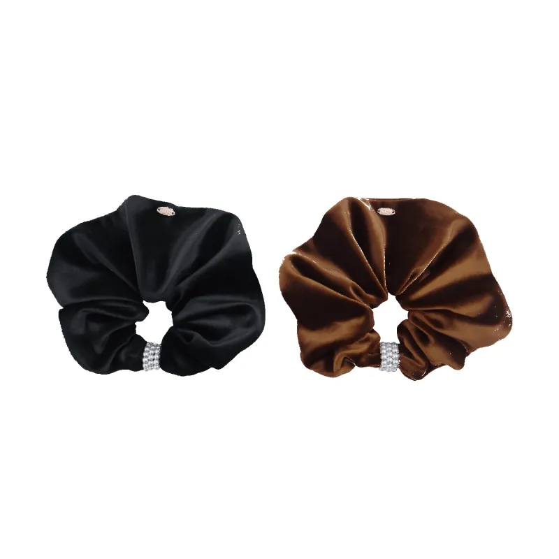 Velvet Pearl Large Scrunchie (Simple & 3 Strands) sold by Babybei