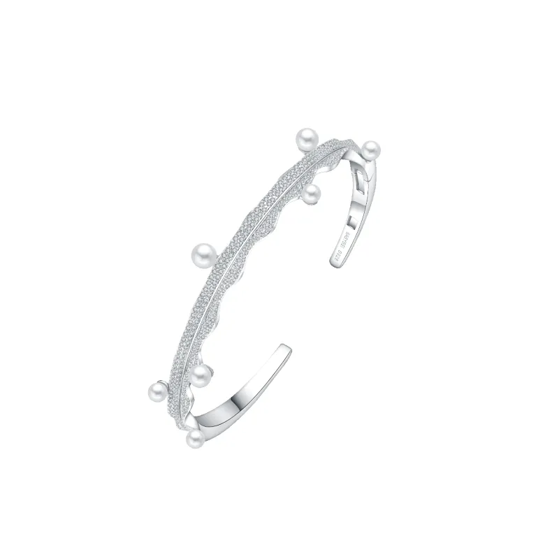 Water Grass Bangle (Linear) sold by Babybei
