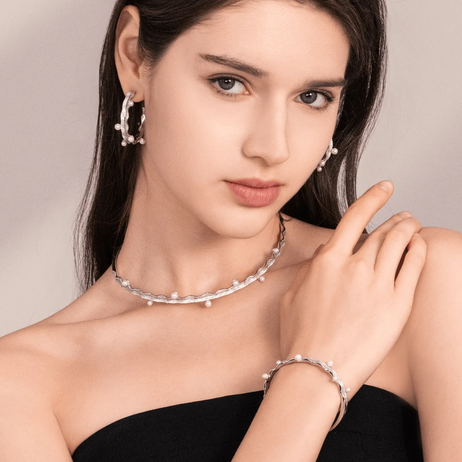 Water Grass Bangle (Linear) sold by Babybei product image thumbnail 3