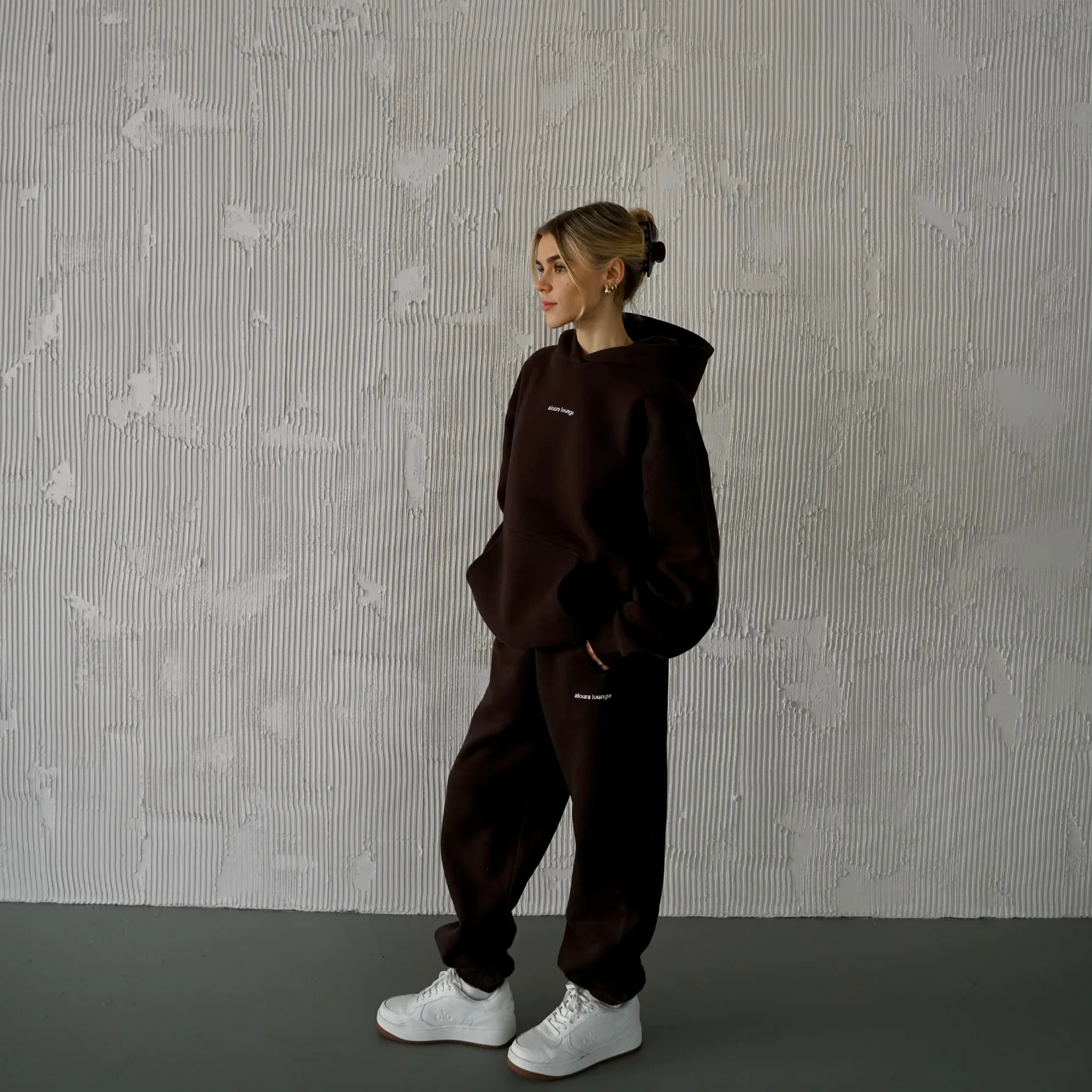 espresso oversized sweatpants *pre-order sold by Aloura Lounge product image thumbnail 5