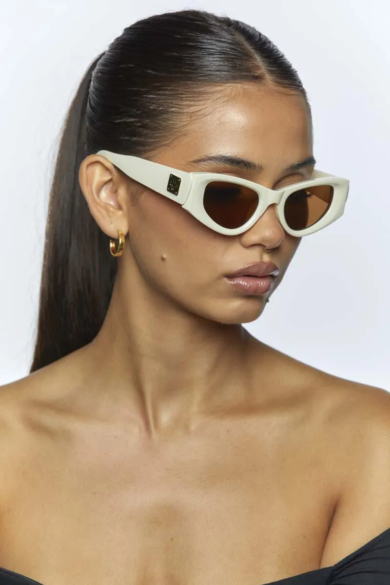 Jada - Ivory sold by PETA AND JAIN product image thumbnail 4