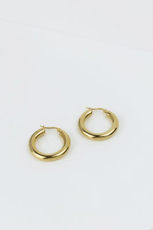 Sapphire sold by PETA AND JAIN