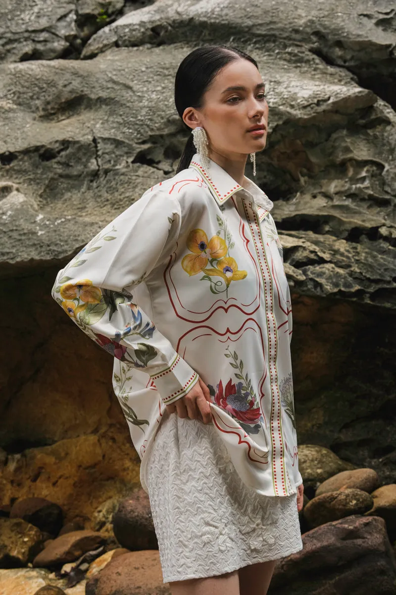 Otto Long Sleeve Shirt in Red Tealia sold by KYRRA product image thumbnail 3