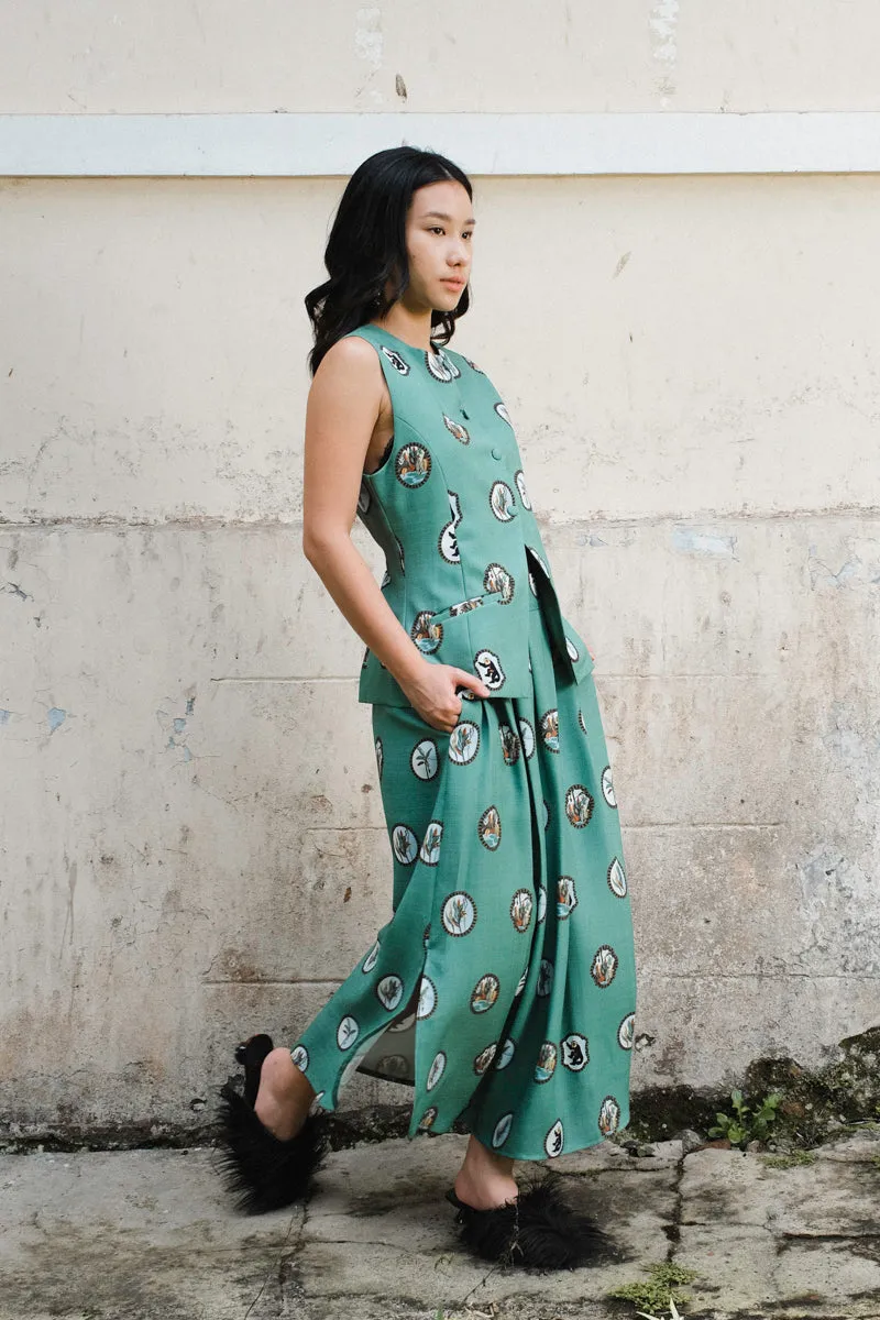 Giana Skirt in Swamp Green sold by KYRRA product image thumbnail 4