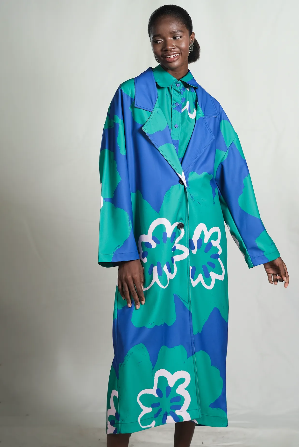 Muscat Duster Coat in Riesling sold by KYRRA product image thumbnail 2