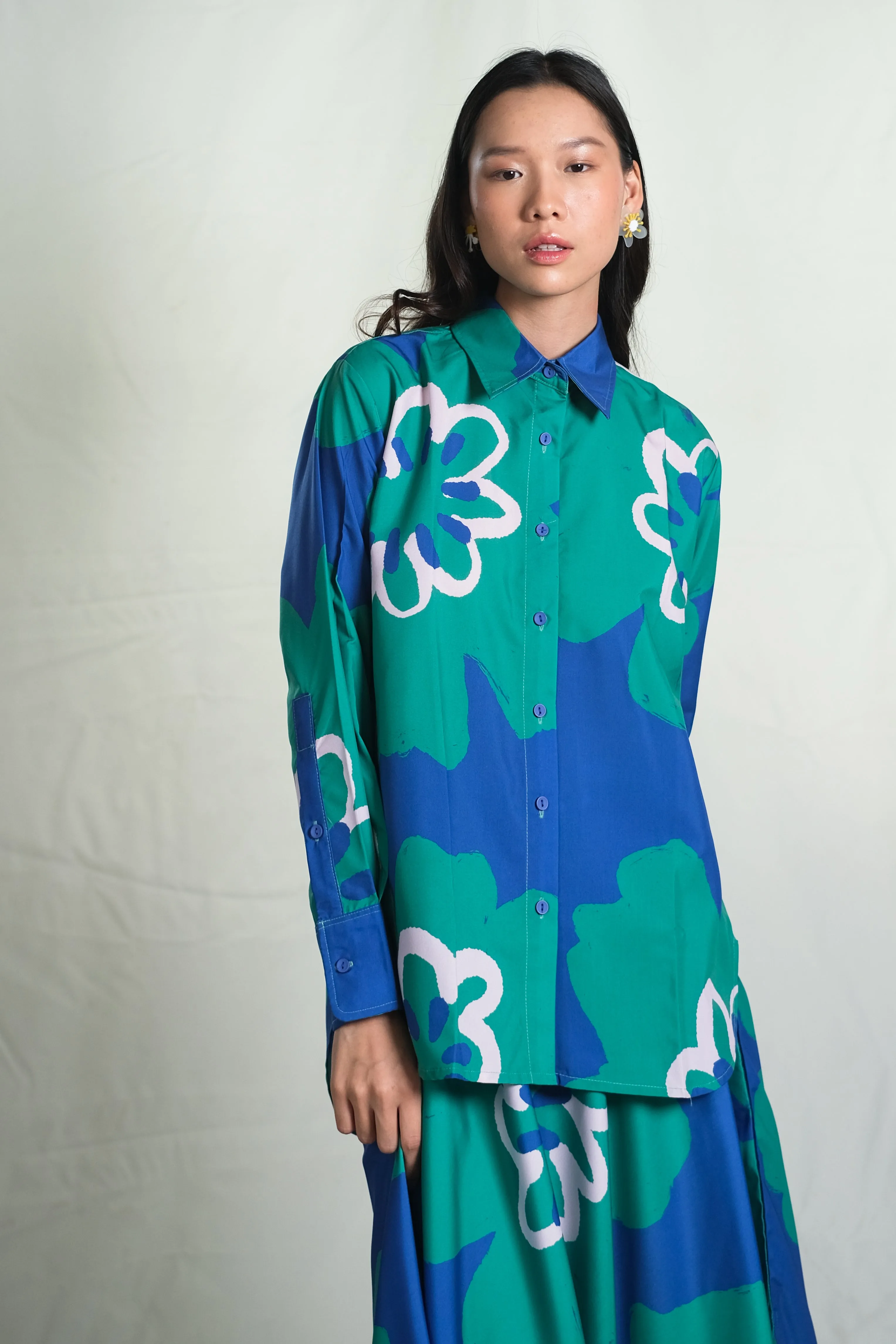 Manhattan Loose Shirt in Riesling sold by KYRRA