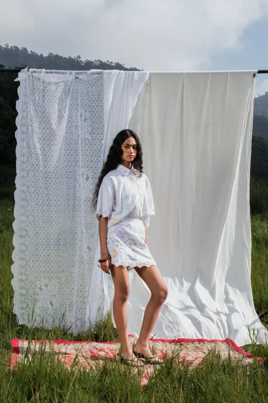 Senja Shirt in Tjempaka made by KYRRA