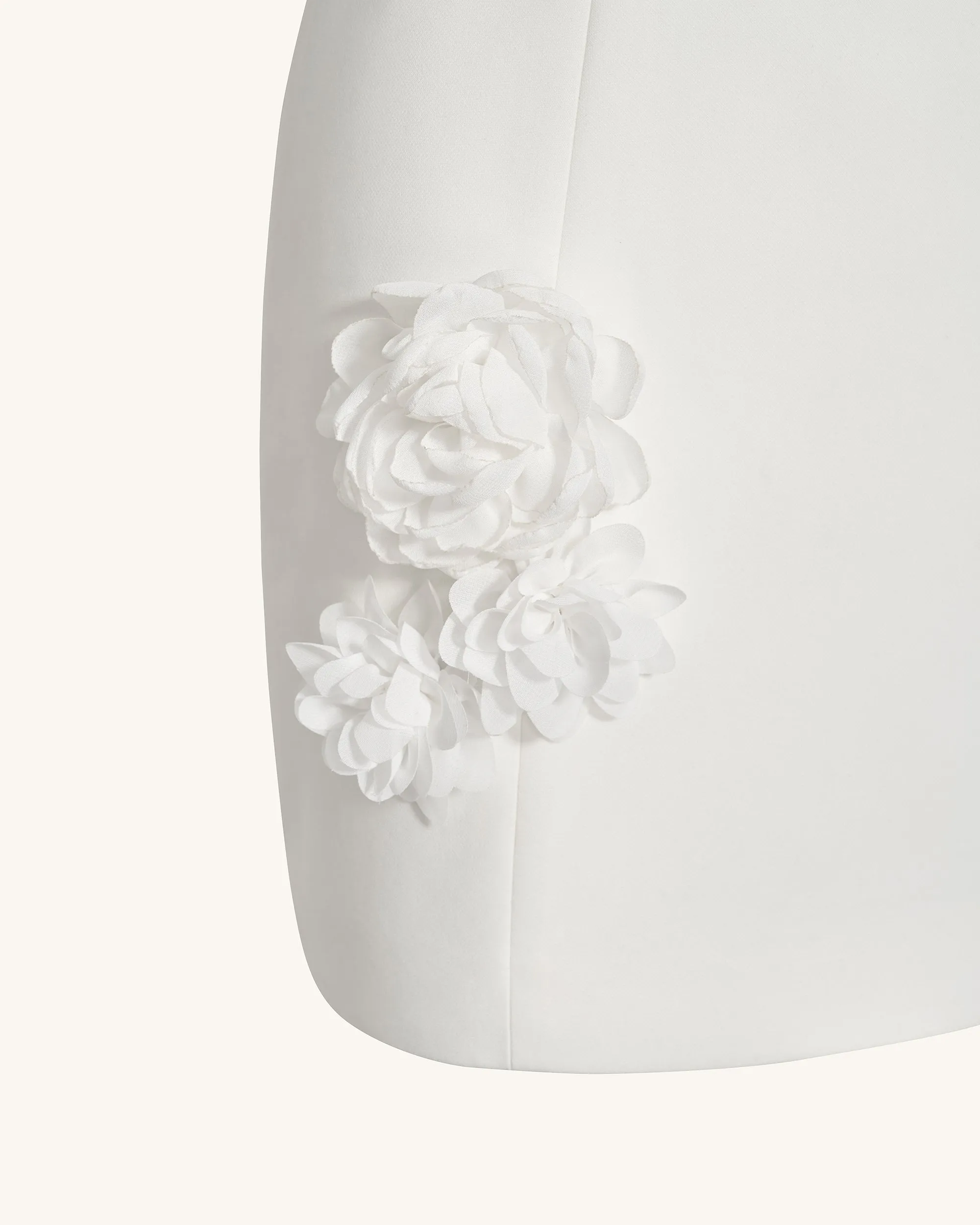 Floral Embrace Sleeveless Gown - White sold by JW PEI product image thumbnail 4