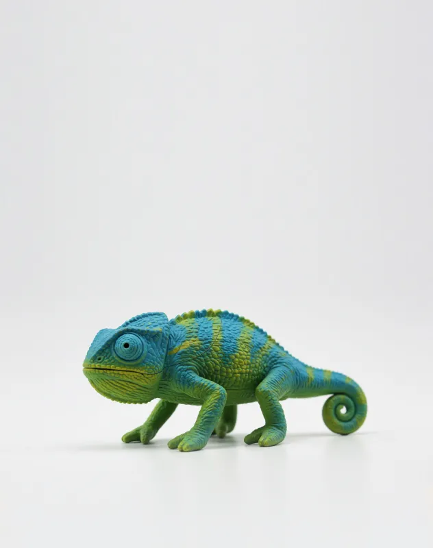 Hazel Chameleon Clutch - Green/Blue sold by JW PEI