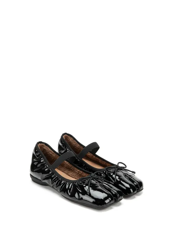 Maya Split Toe Flats – Black sold by JW PEI
