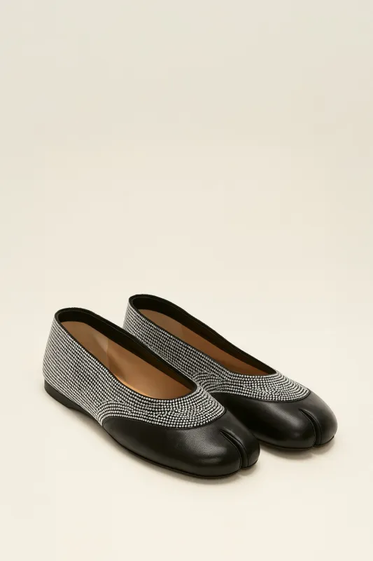 Ivy Crystal Flats – Black sold by JW PEI