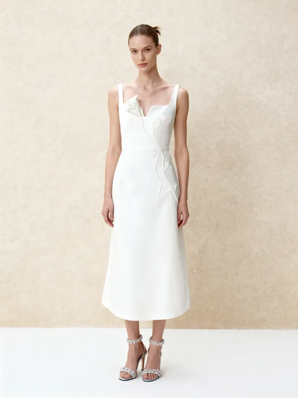 3D Vine-Appliqué Asymmetric Sweetheart Gown - White sold by JW PEI