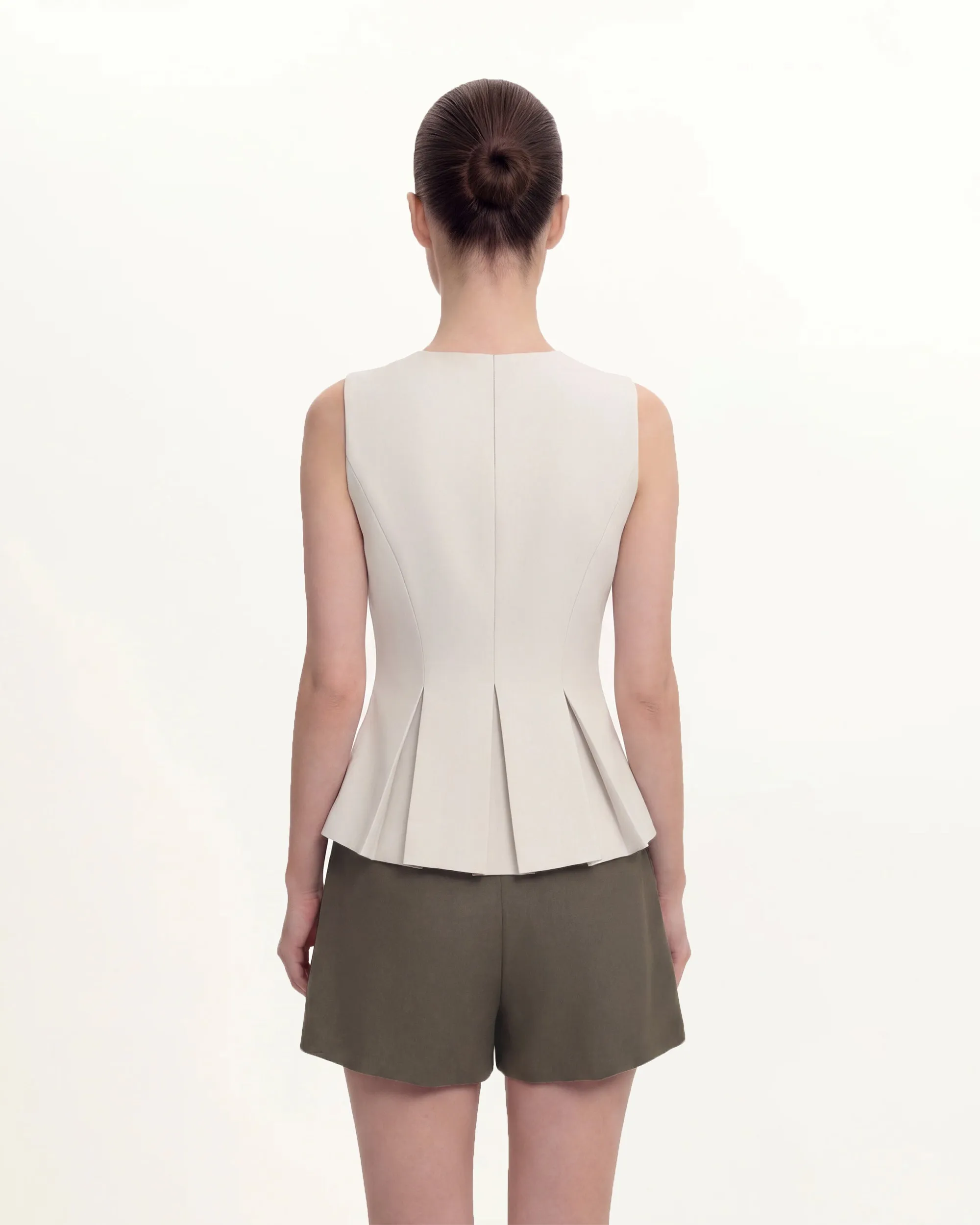 Woven Cotton Tailored Shorts - Green Khaki sold by JW PEI product image thumbnail 2