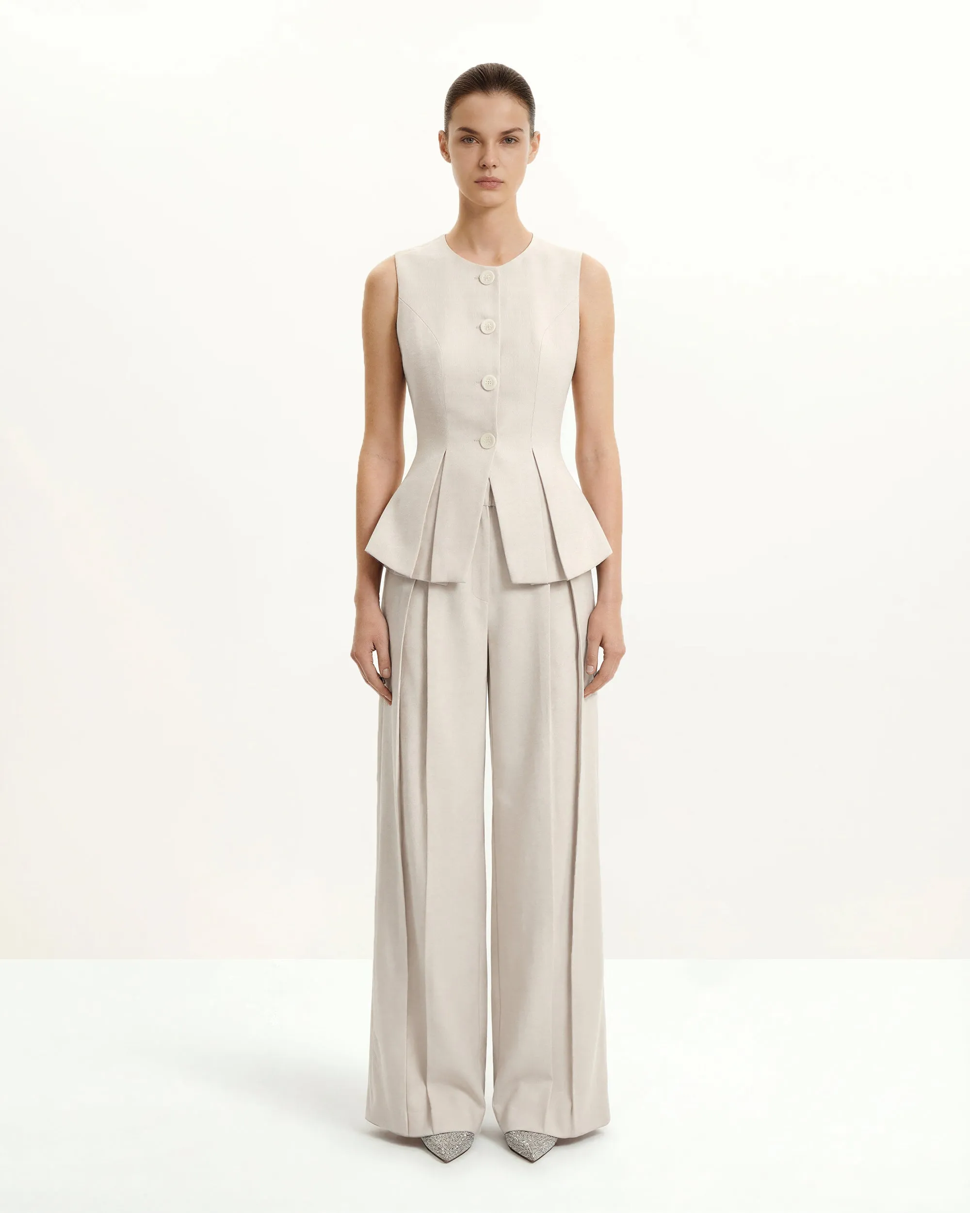 Structured Seam Round - Beige sold by JW PEI