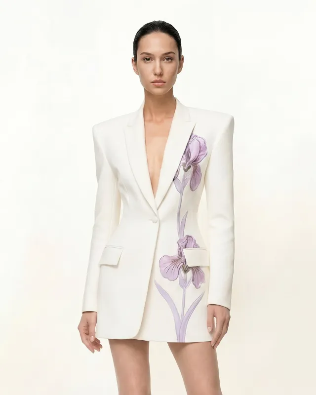 Iris Embroidery Hourglass Blazer - White sold by JW PEI