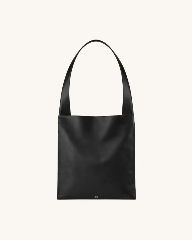 Zoe Tote Bag - Black made by JW PEI