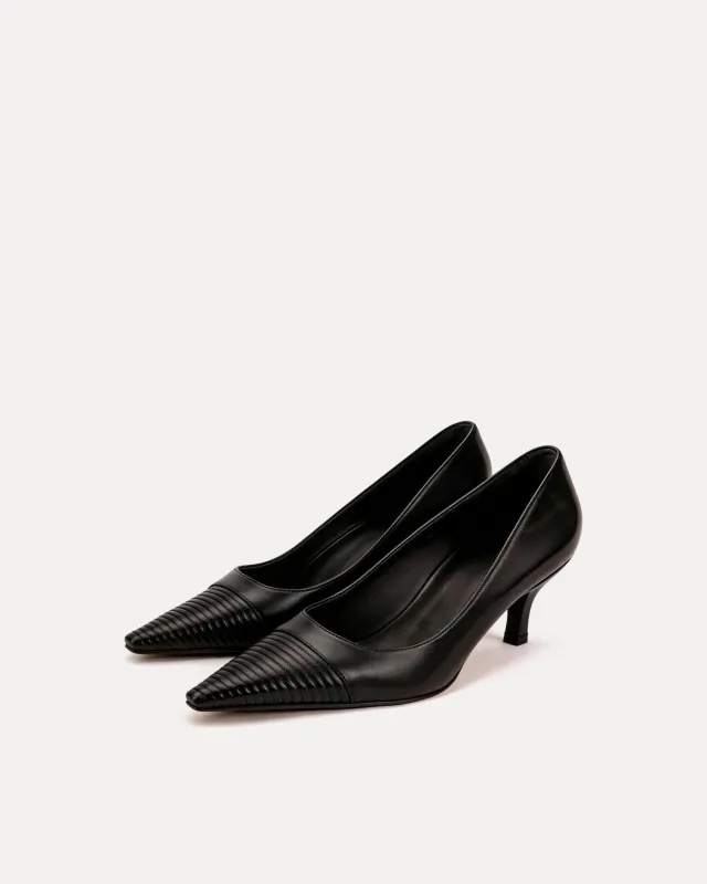 Ruby Ribbed Pointed Pumps – Black made by JW PEI