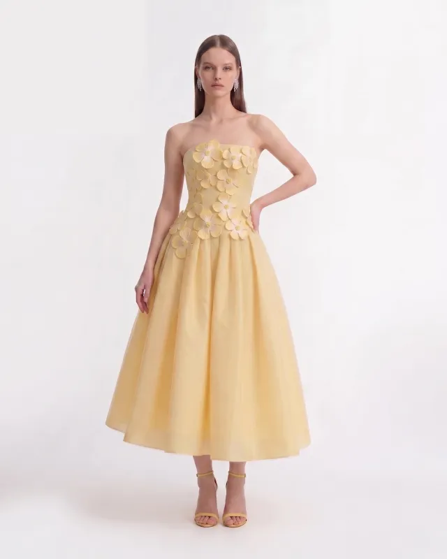 Floral Appliqué Strapless A-Line Midi Dress - Yellow made by JW PEI