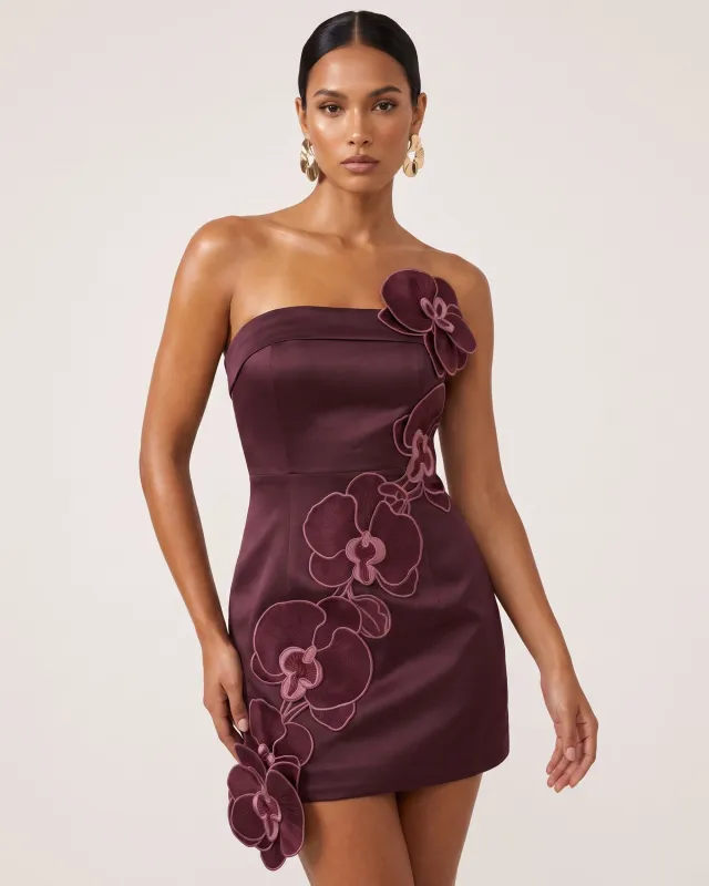 Orchid Embroidered Floral Appliqué Strapless Mini Dress - Burgundy made by JW PEI