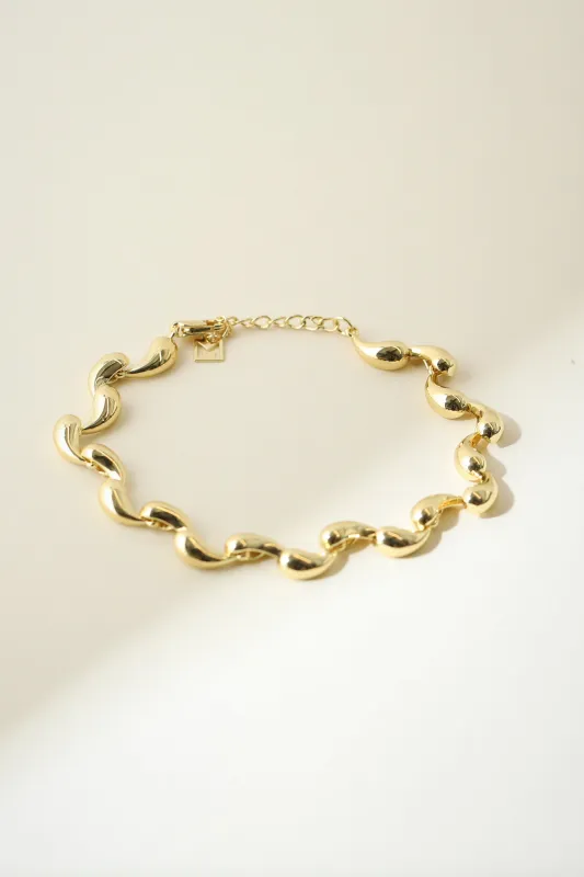 The Teardrop Bracelet made by The M Jewelers
