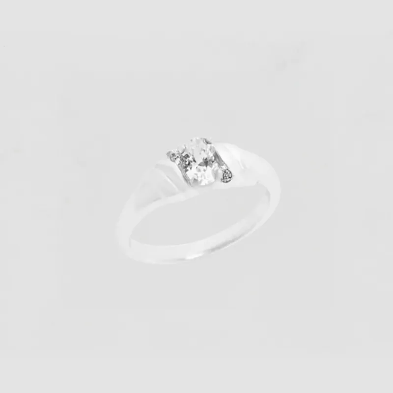 The Silver Juna Tiny Oval Ring sold by The M Jewelers