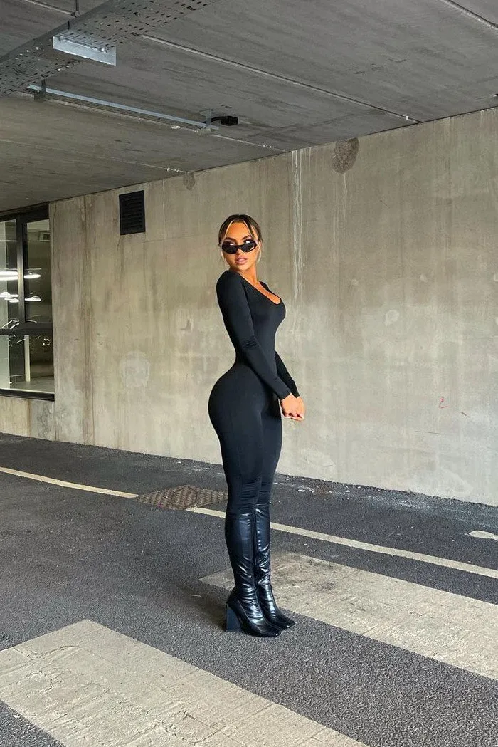 Black Seamless Plunge Long Sleeve Jumpsuit sold by Nothingbutstyle product image thumbnail 4