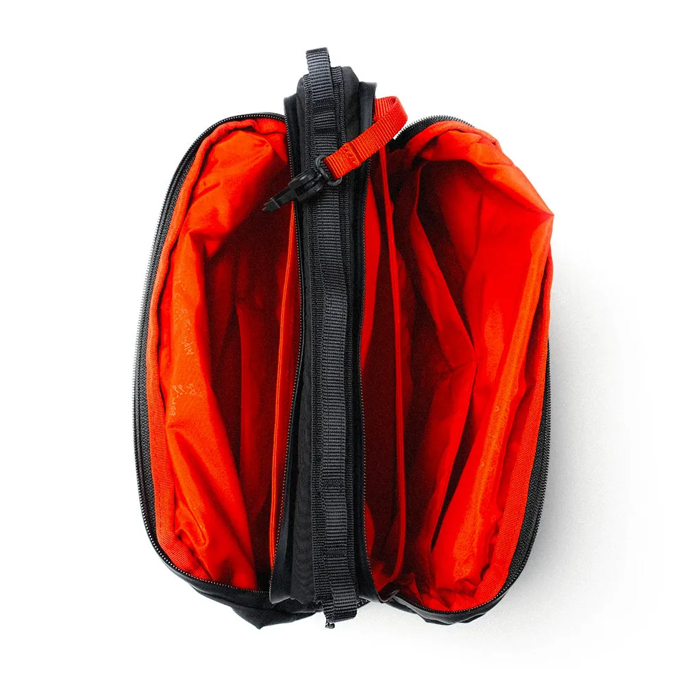 Topologie - Bottle Sacoche Large - Black sold by Merci product image thumbnail 3