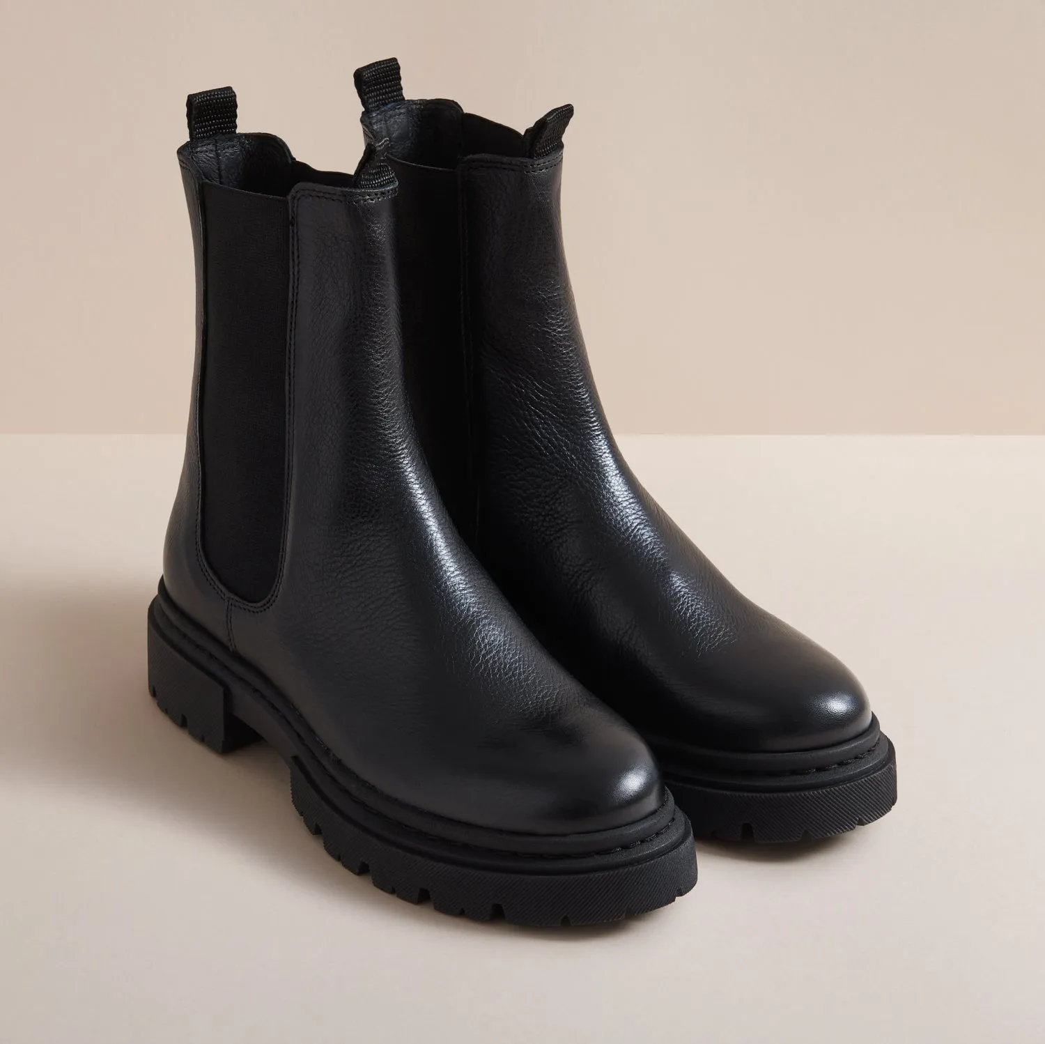 Hudson London - Blake Chelsea boot - Black sold by Merci
