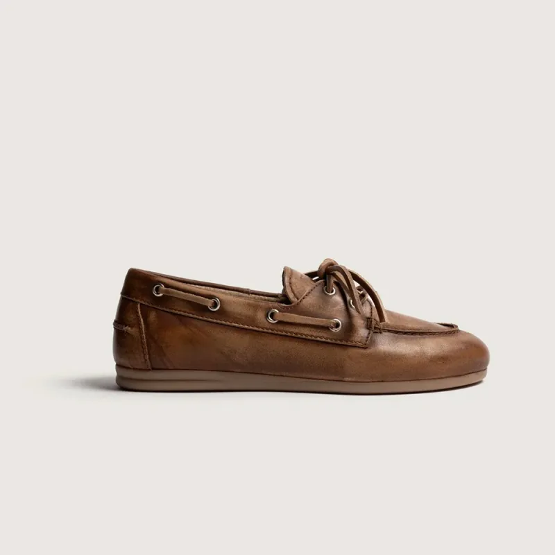 Posa - Brushed Boat Loafers - Brown made by Merci
