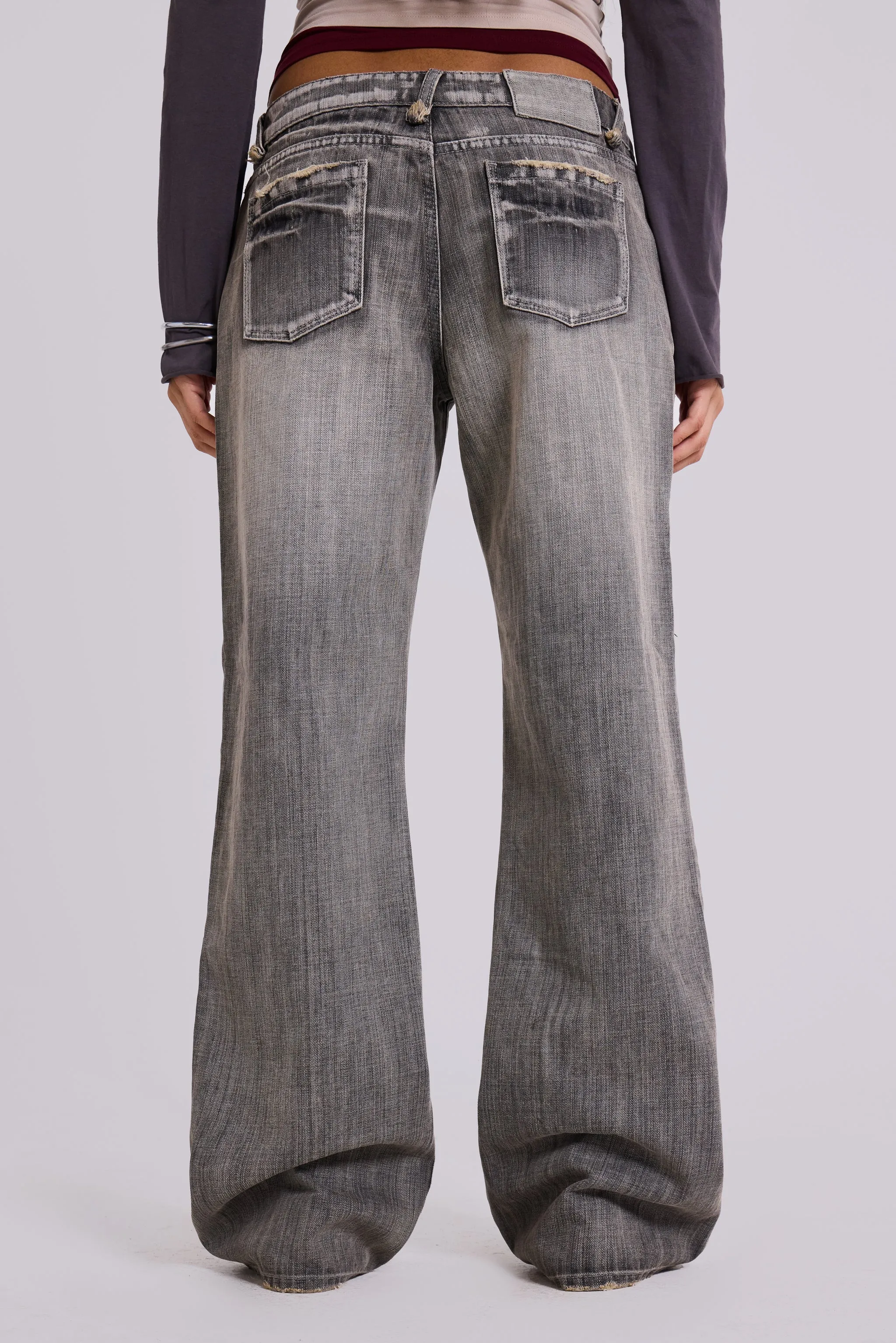 Hunter Loose Straight Leg Jeans in Grey Wash sold by Jaded London product image thumbnail 4