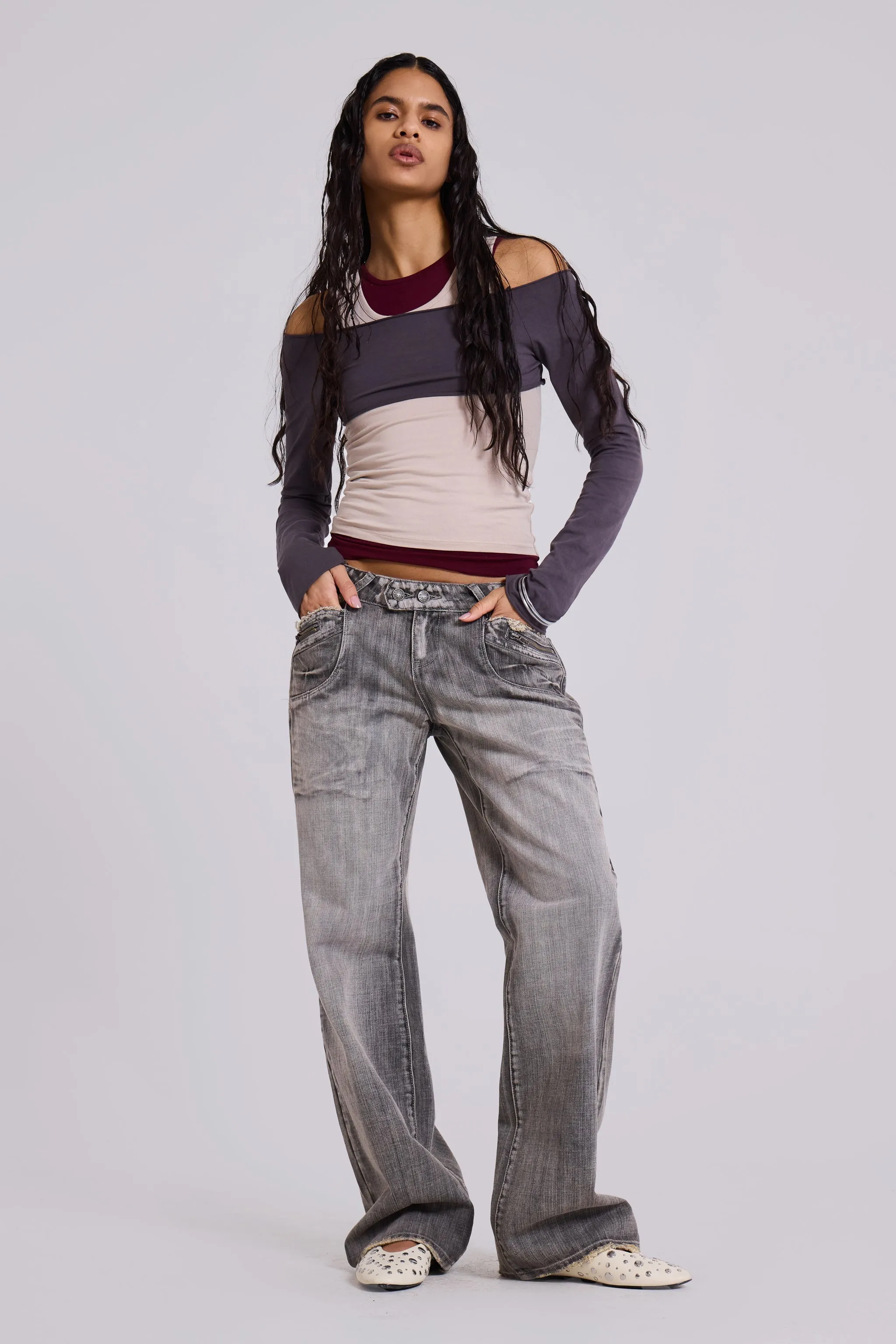 Hunter Loose Straight Leg Jeans in Grey Wash sold by Jaded London product image thumbnail 3