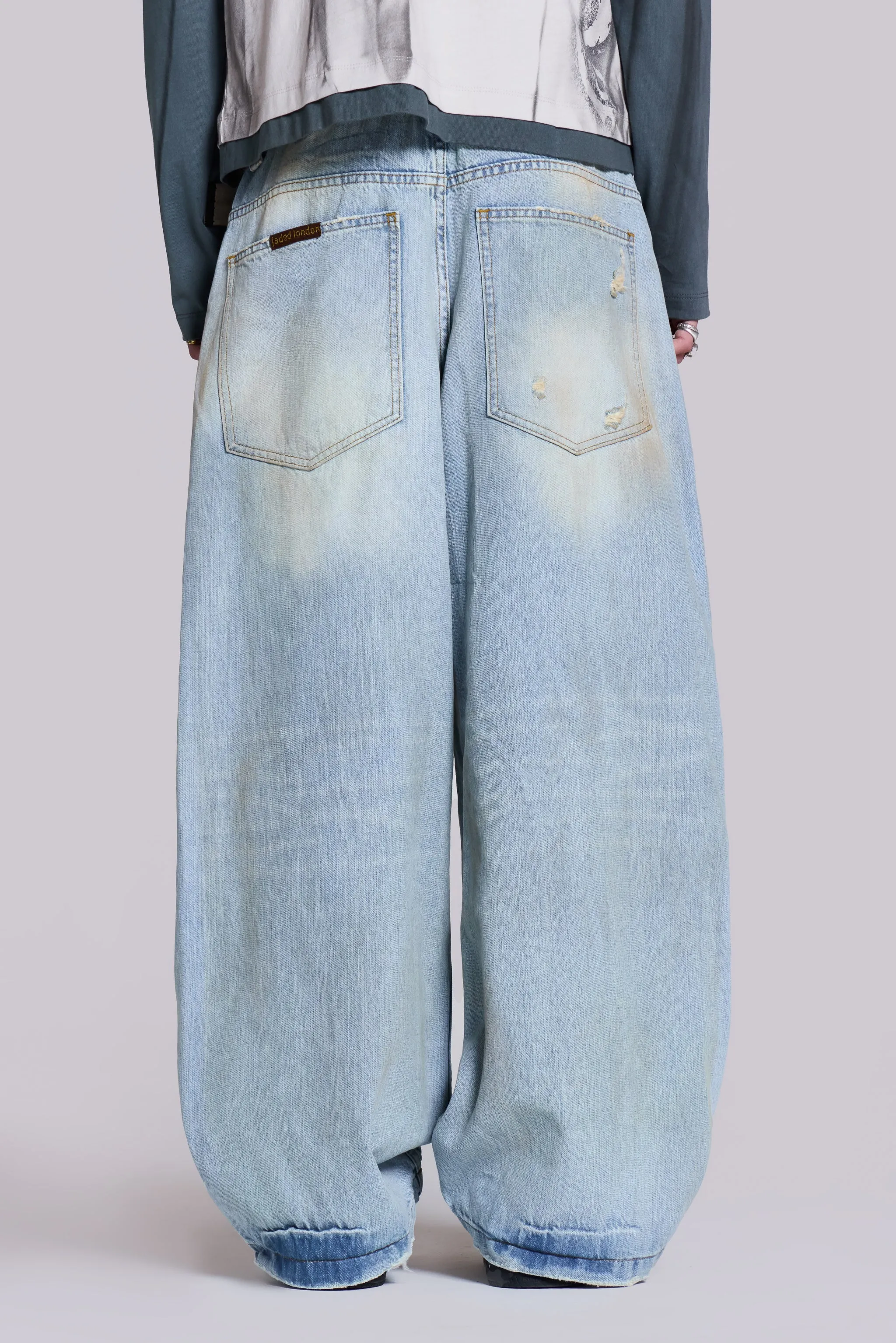 Reef Dirty-Wash Colossus Jeans sold by Jaded London product image thumbnail 4