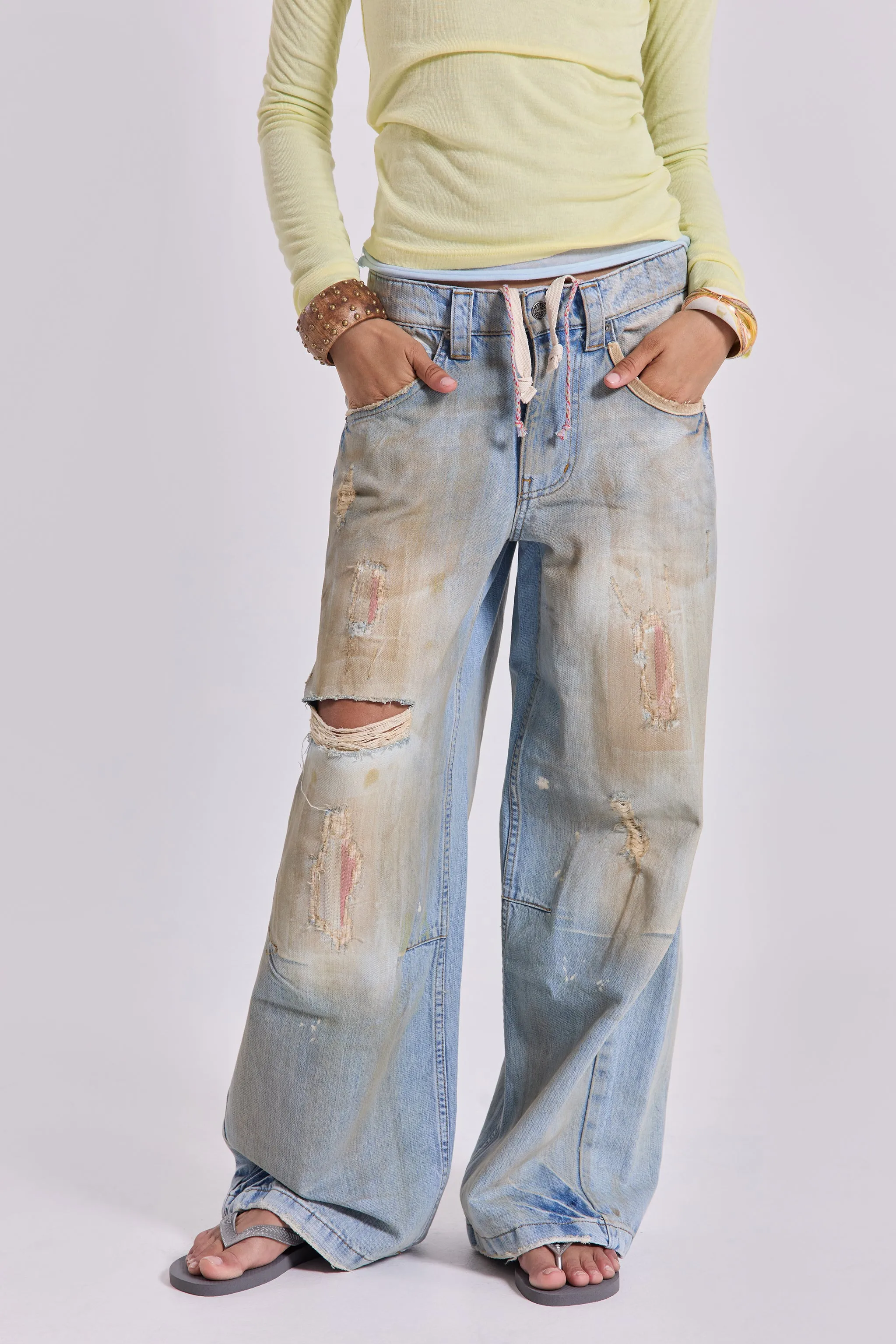 Reef Dirty-Wash Colossus Jeans sold by Jaded London product image thumbnail 2