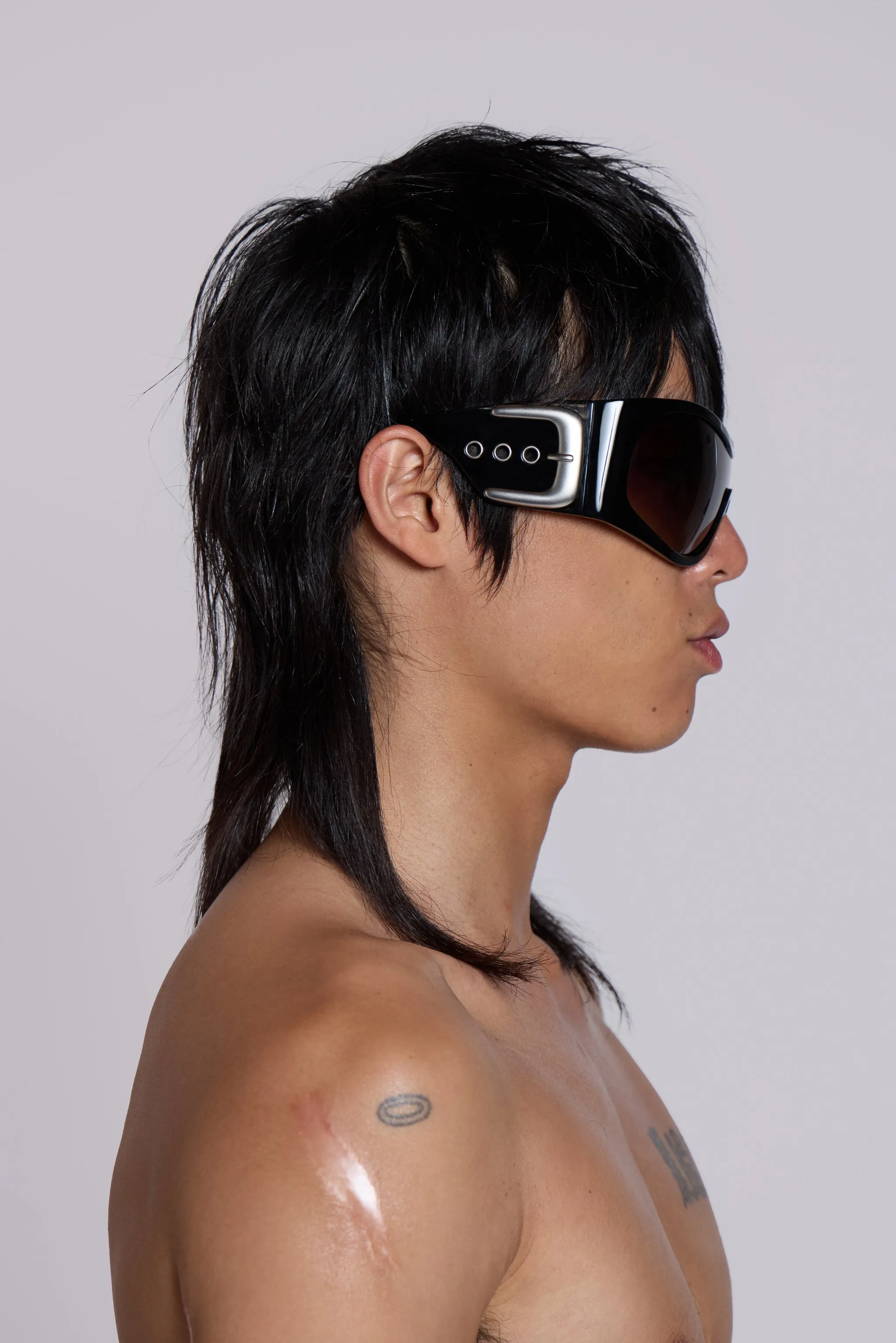 Alva Sunglasses in Black sold by Jaded London product image thumbnail 4